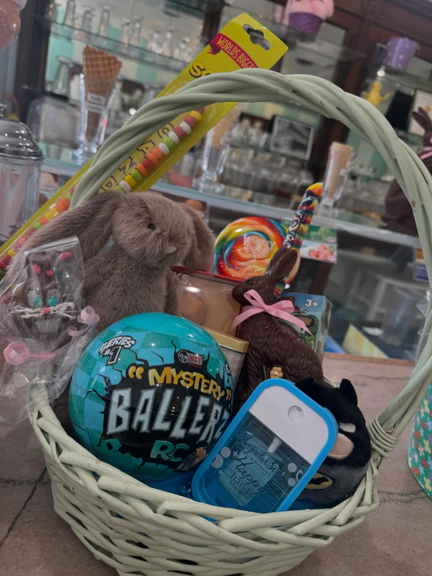 LAST DAY TO SNAG THOSE BUNNY TREATS!!!🐇💙✨🍭

We&rsquo;re open 9:00-5:00🌷