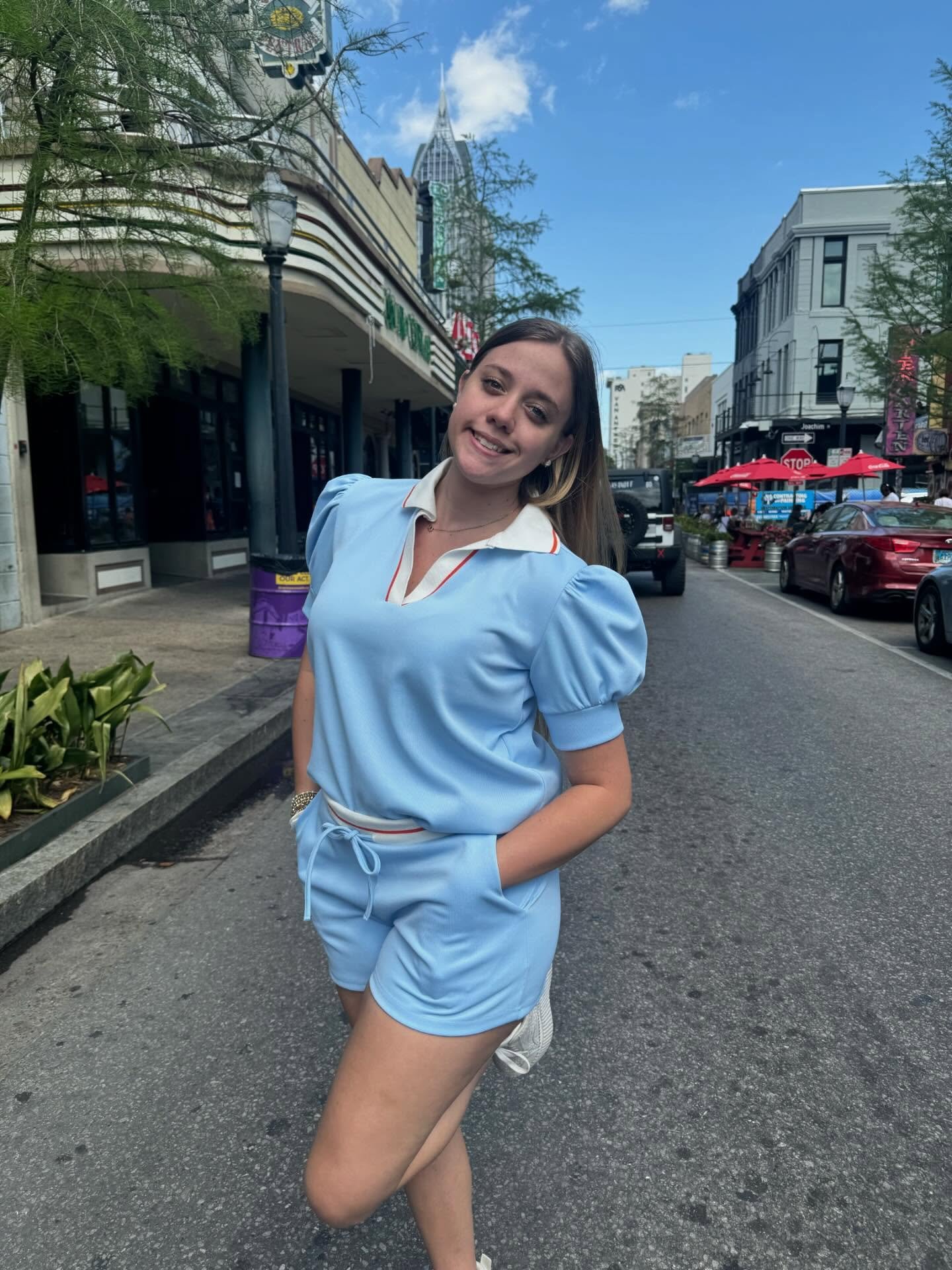 A set is the move lately&hellip; easy, comfy, and cute!! 💕

#downtownmobile #shoplocal #loda