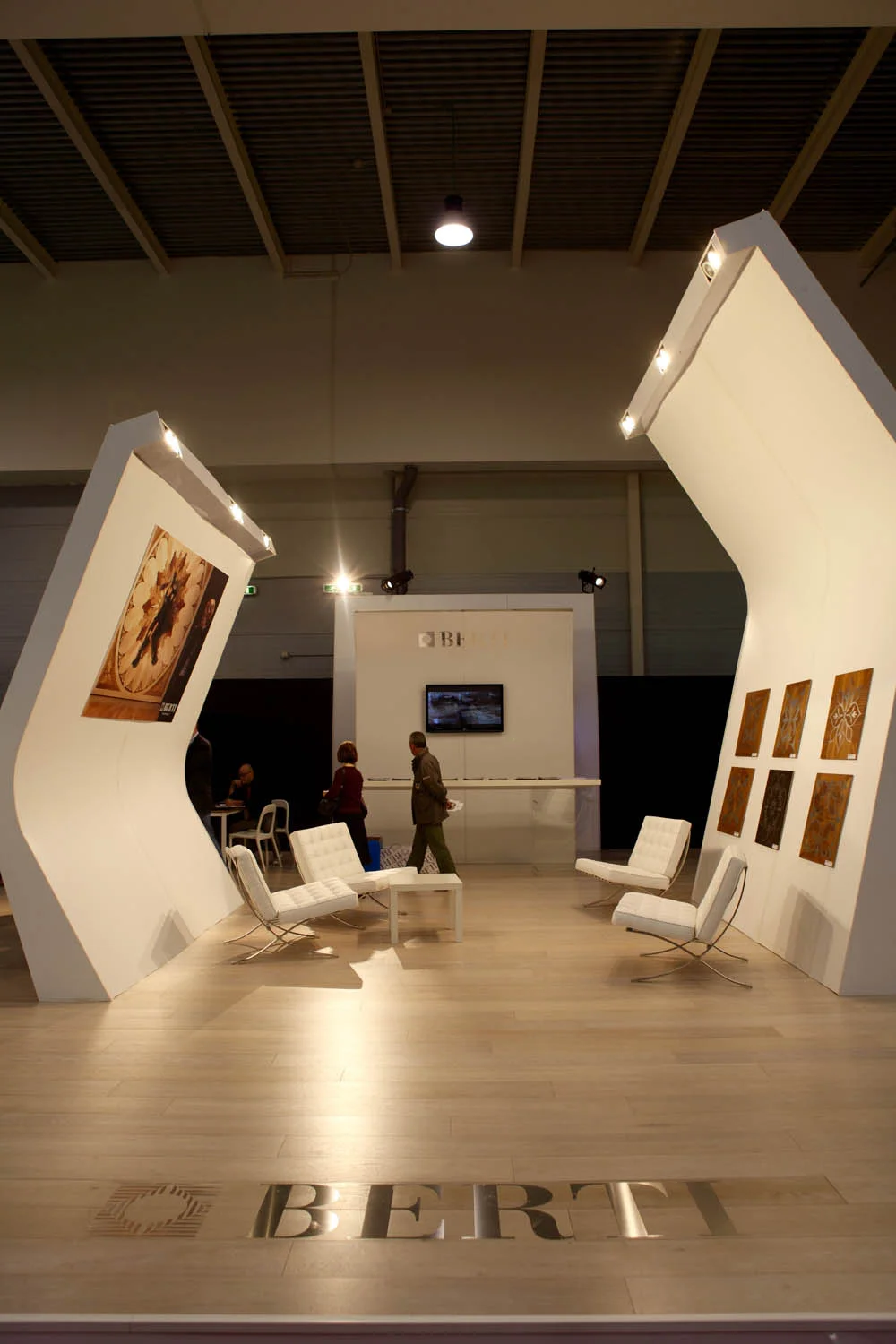 Berti wooden Floors  @Moa Casa AD Matteo Berti 03 .jpg