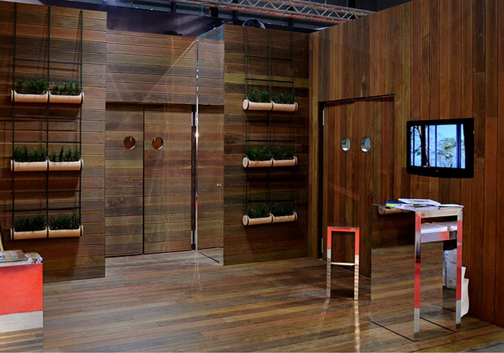 Matteo_Berti_stand_0904. .jpg