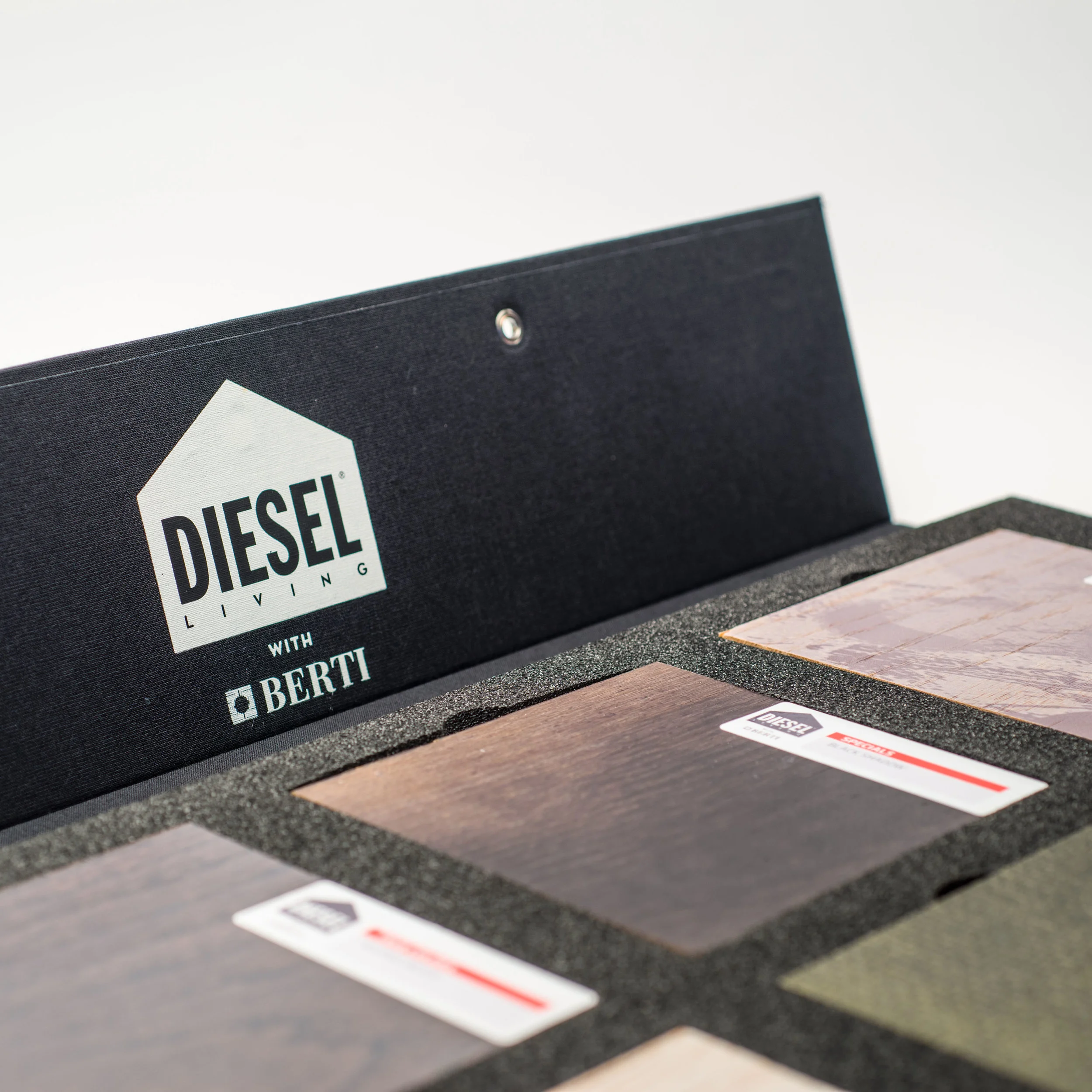 Matteo Berti wood kit Diesel With Berti 05.jpg