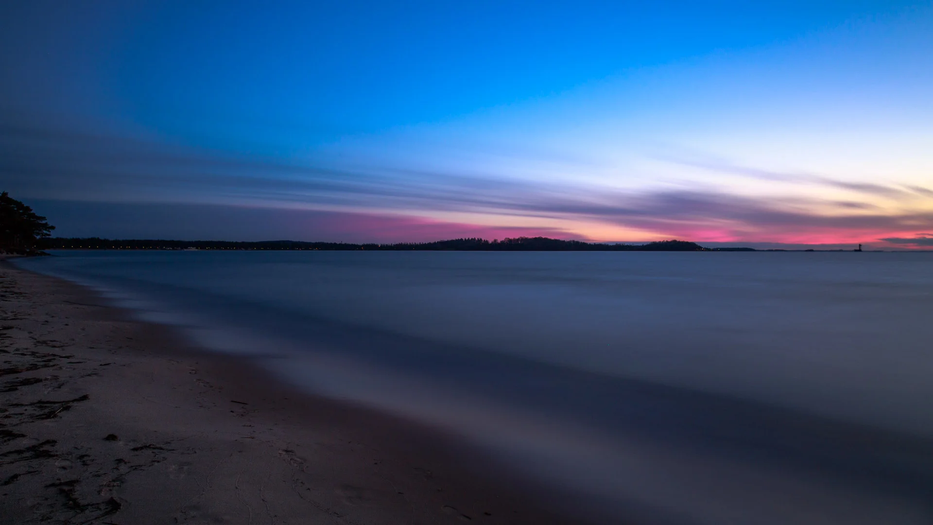 Canon 6D, Canon 24-105 f4 -> 238 sek, f10, ISO 100, 24mm