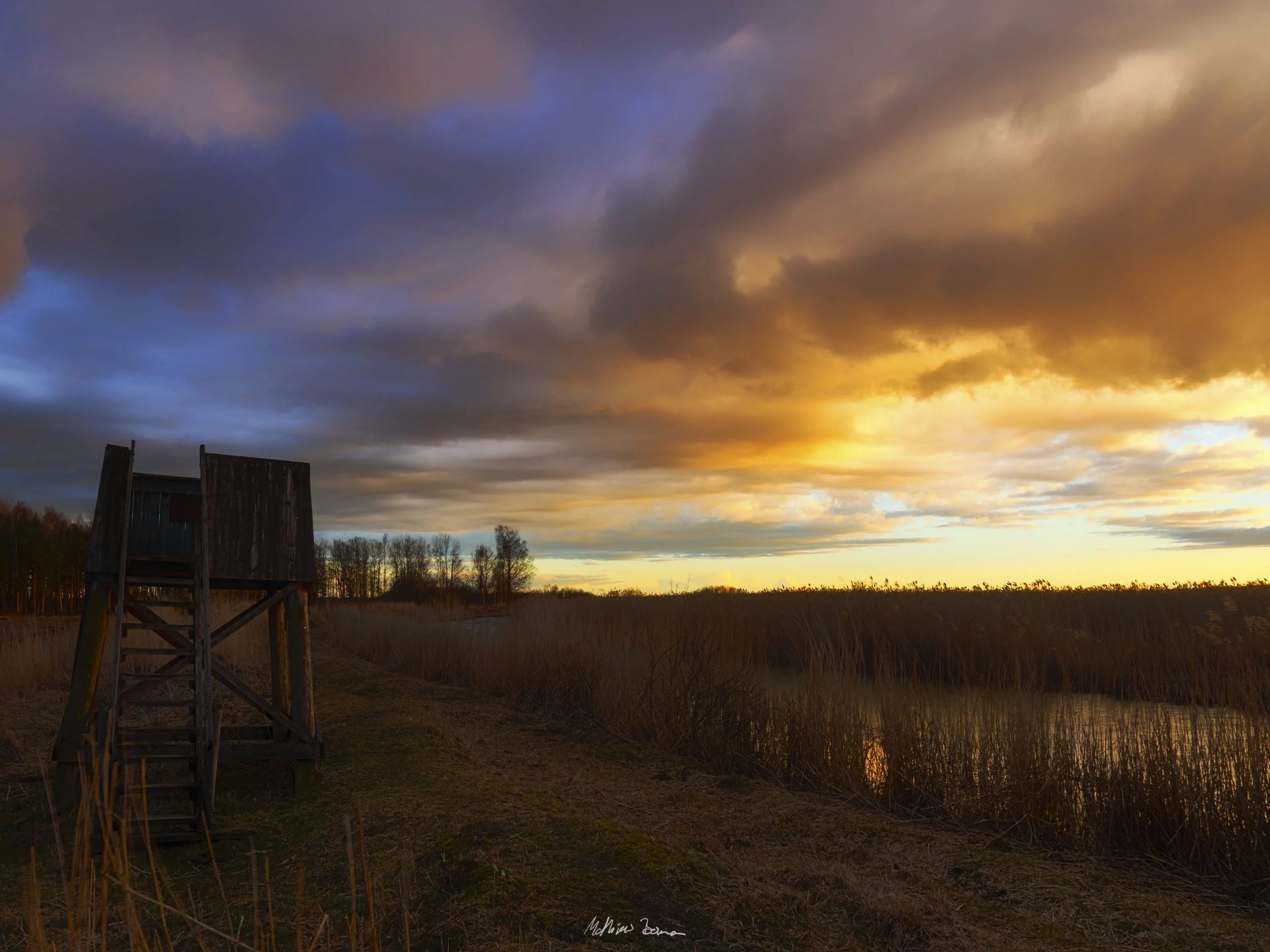 Canon 6D, Canon EF 24-105 f4 -> HDR, f16, ISO 100, 24mm