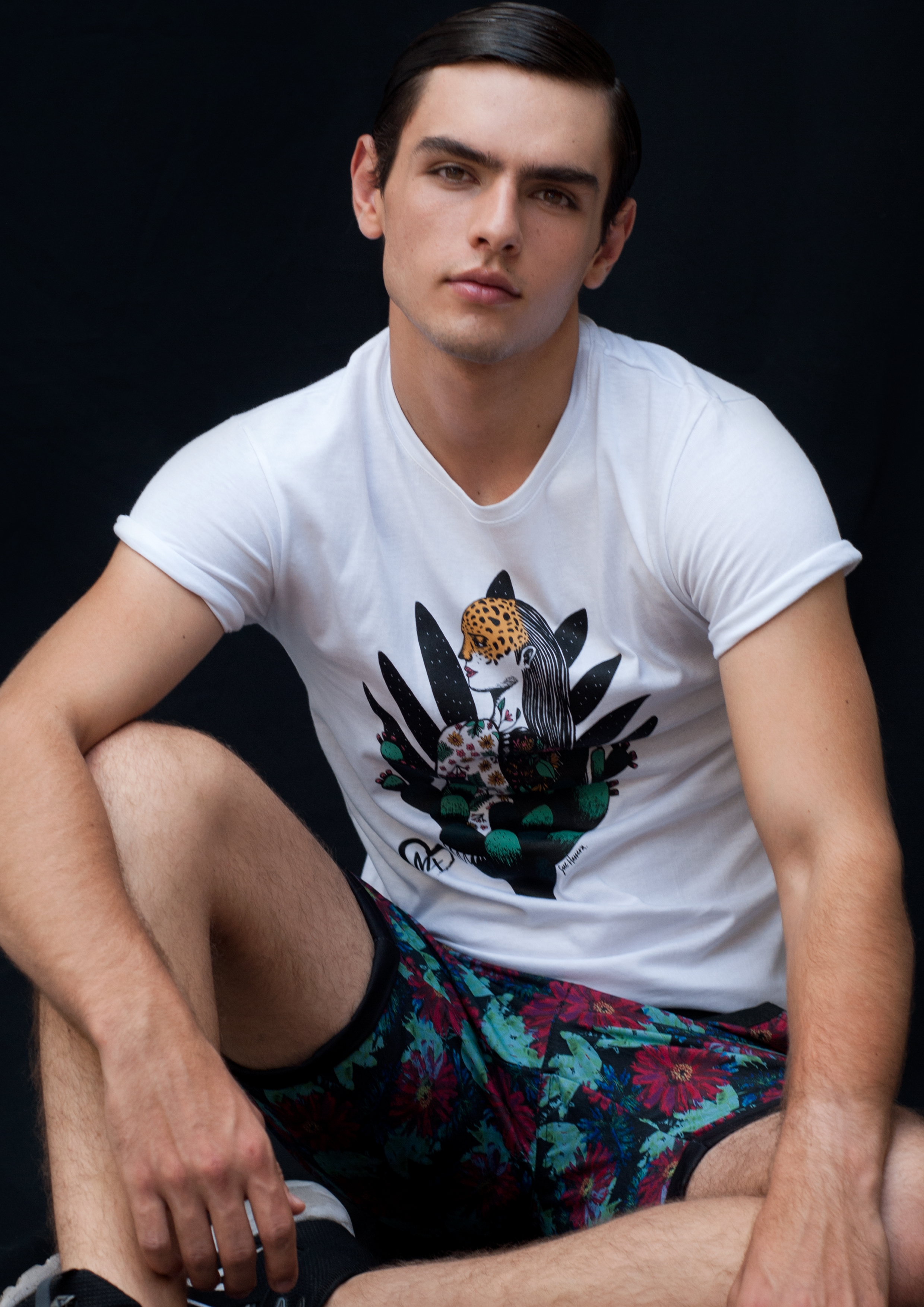 t-shirt LOB , shorts COAST TO COAST
