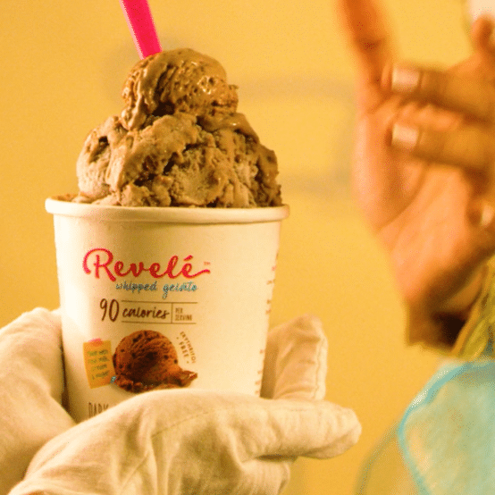 Revéle Spot_ CLEOPATRA-high.gif