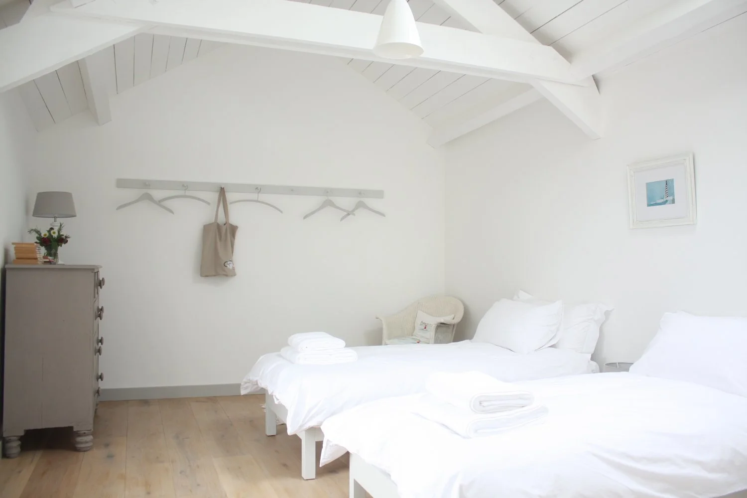 Upcott+Farm+Calfshed+Bedroom.jpg