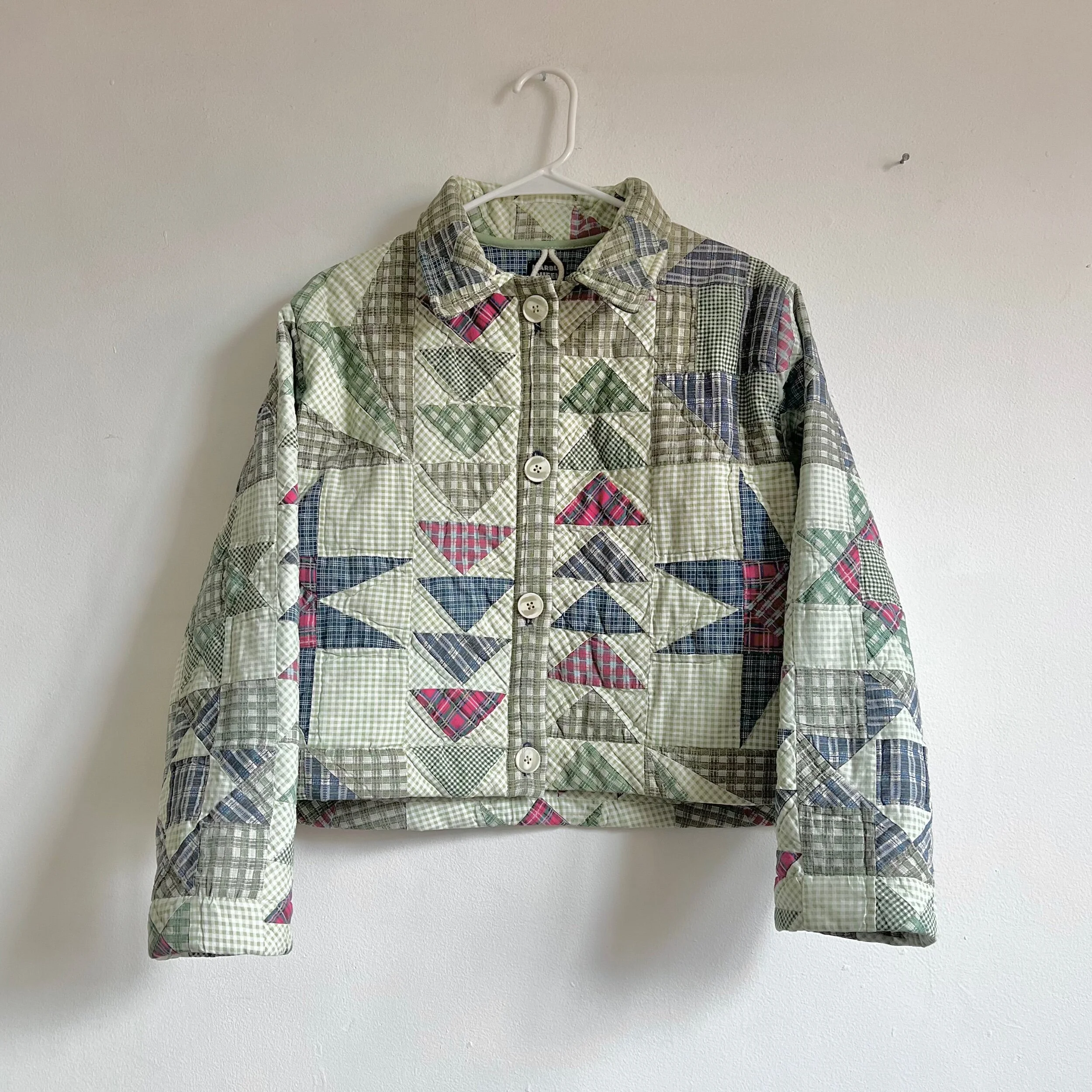 1AD7C17E-80C2-487E-BACA-7DF6359A14D4