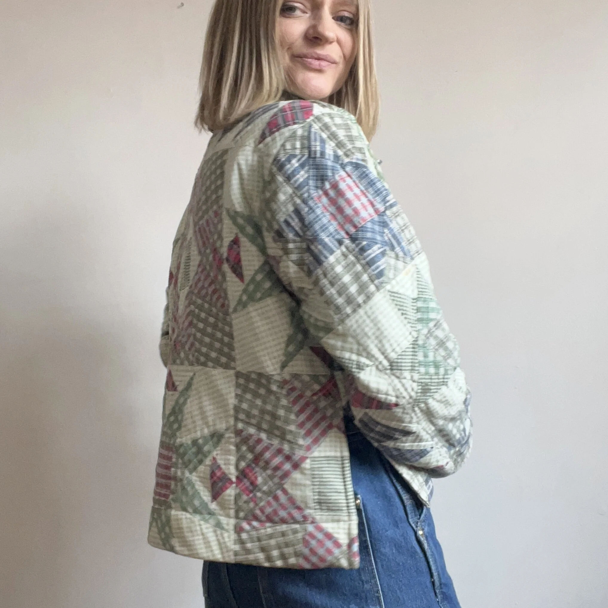 85093600-5779-4DE8-9955-ED4666042B5C