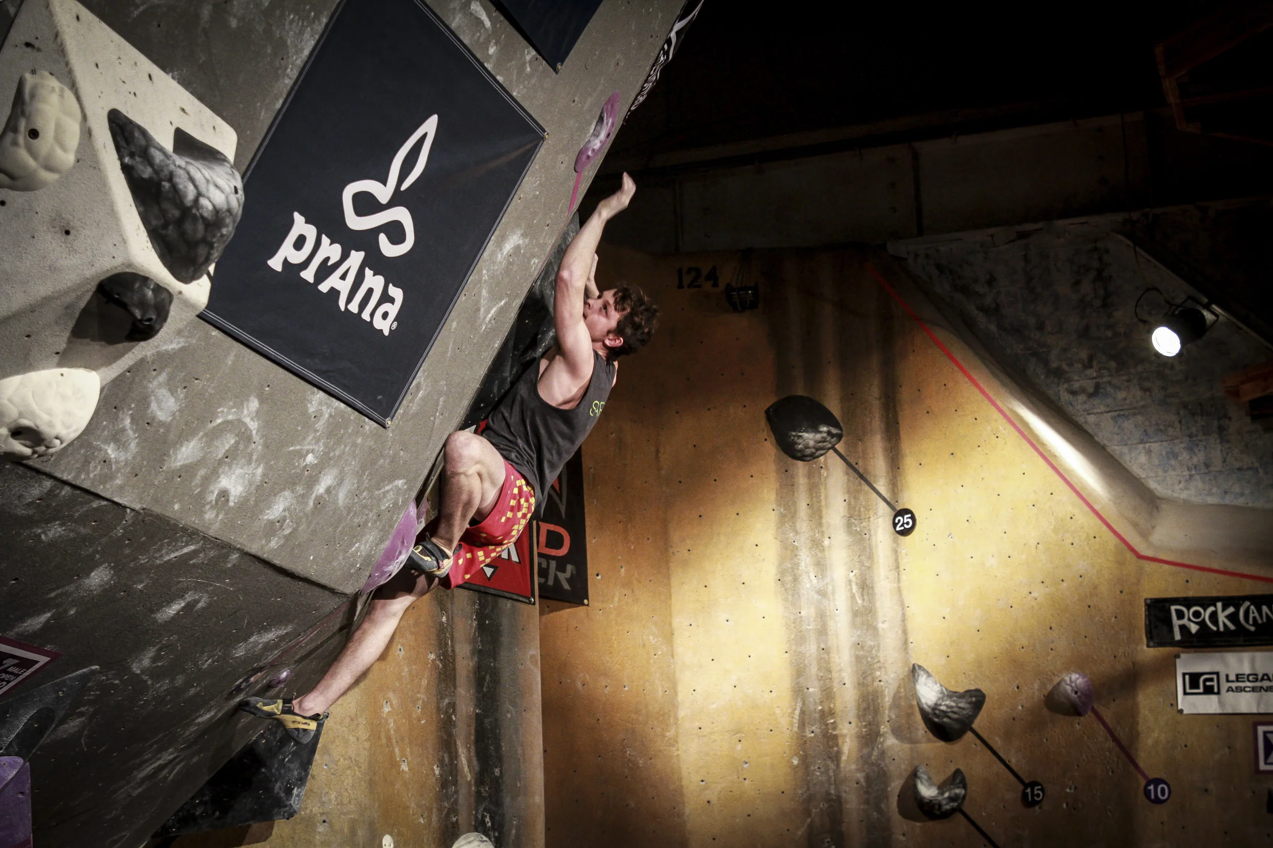 Darkhorse_Climbing_Series_X_612.jpg