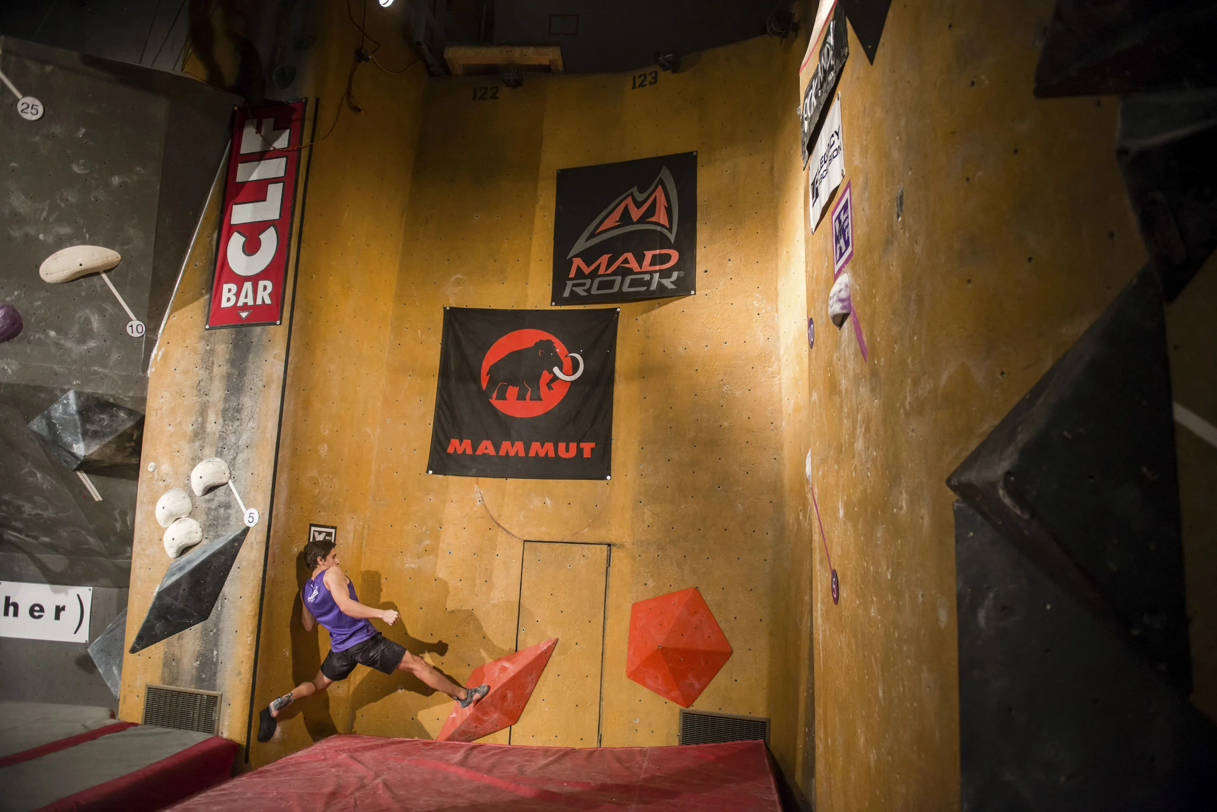 Darkhorse_Climbing_Series_X_620.jpg