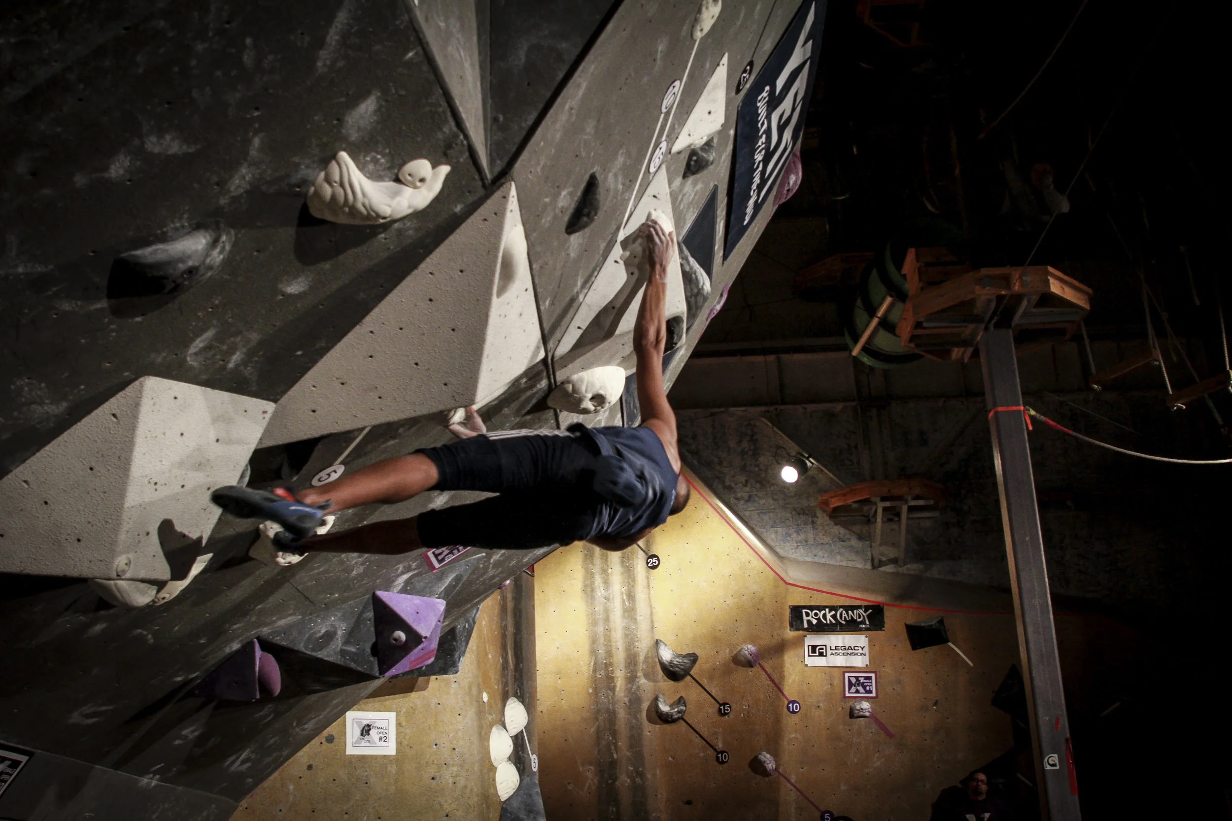 Darkhorse_Climbing_Series_X_674.jpg