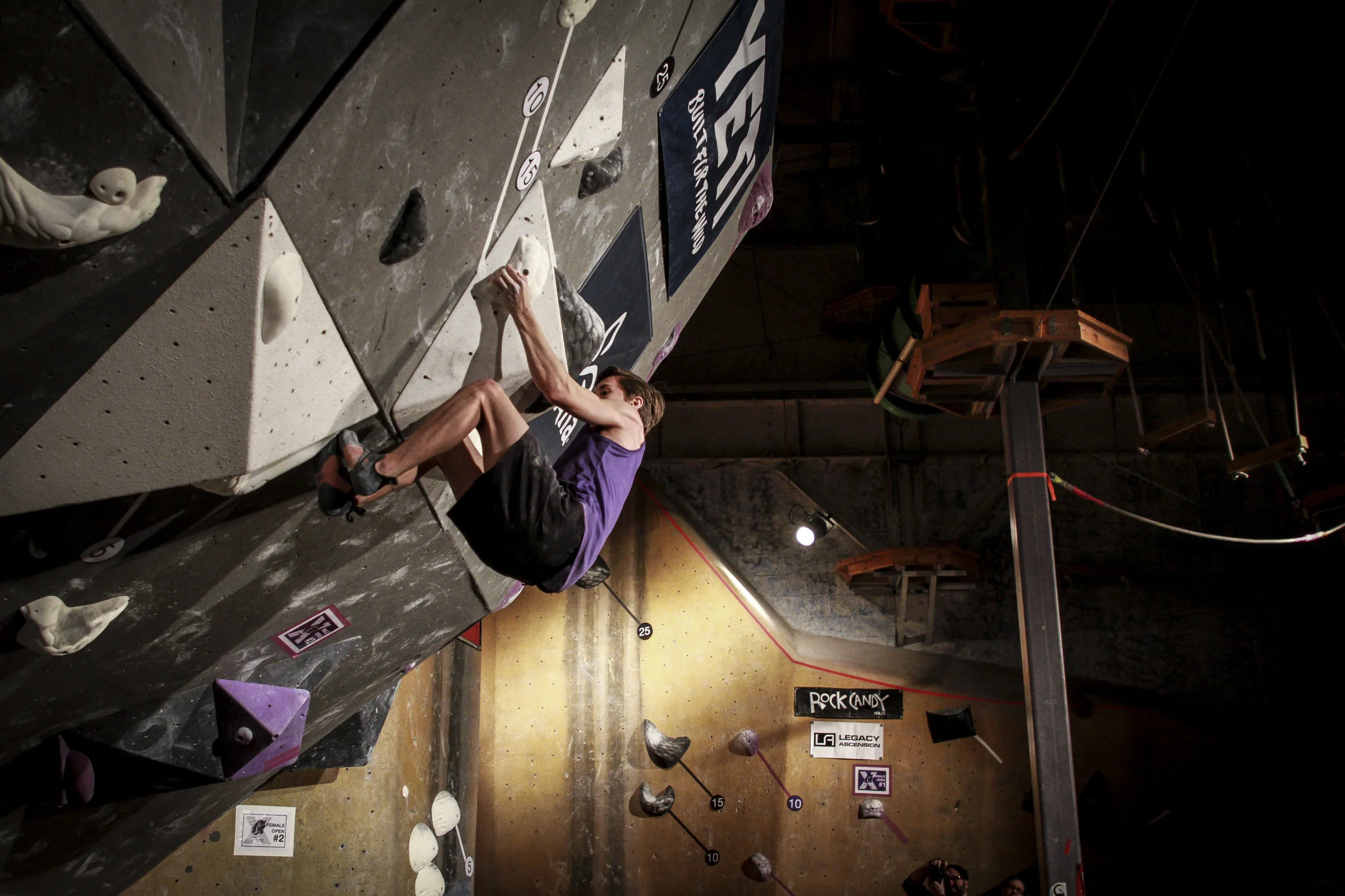 Darkhorse_Climbing_Series_X_711.jpg