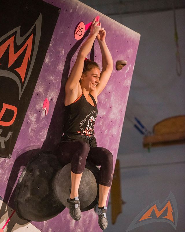 Really enjoyed the women&rsquo;s final in Vermont!! A crowd pleasers! And a shout out to @madrockclimbing for giving us support to make this event happen! #climbing #boulders #tryhard #competition