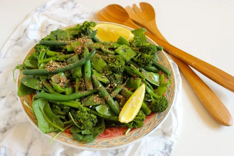 Low FODMAP Steamed Greens with Dukkah and Lemon