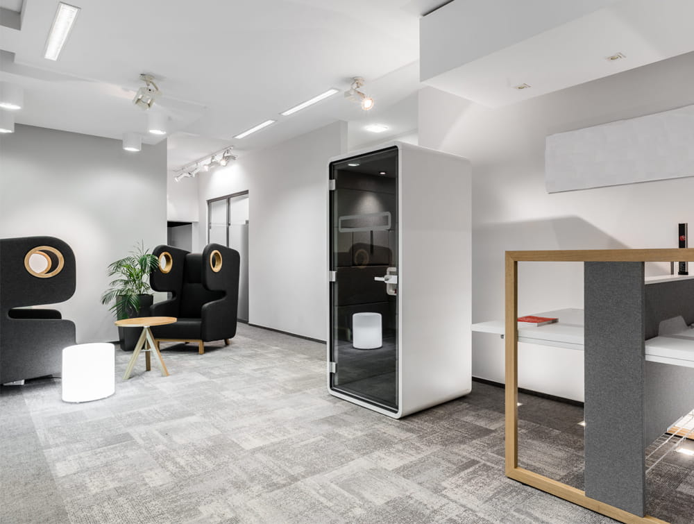 Hush-Office-Phone-Call-Standing-Acoustic-Pod-White-Body-with-Led-Ceiling-Light.jpg