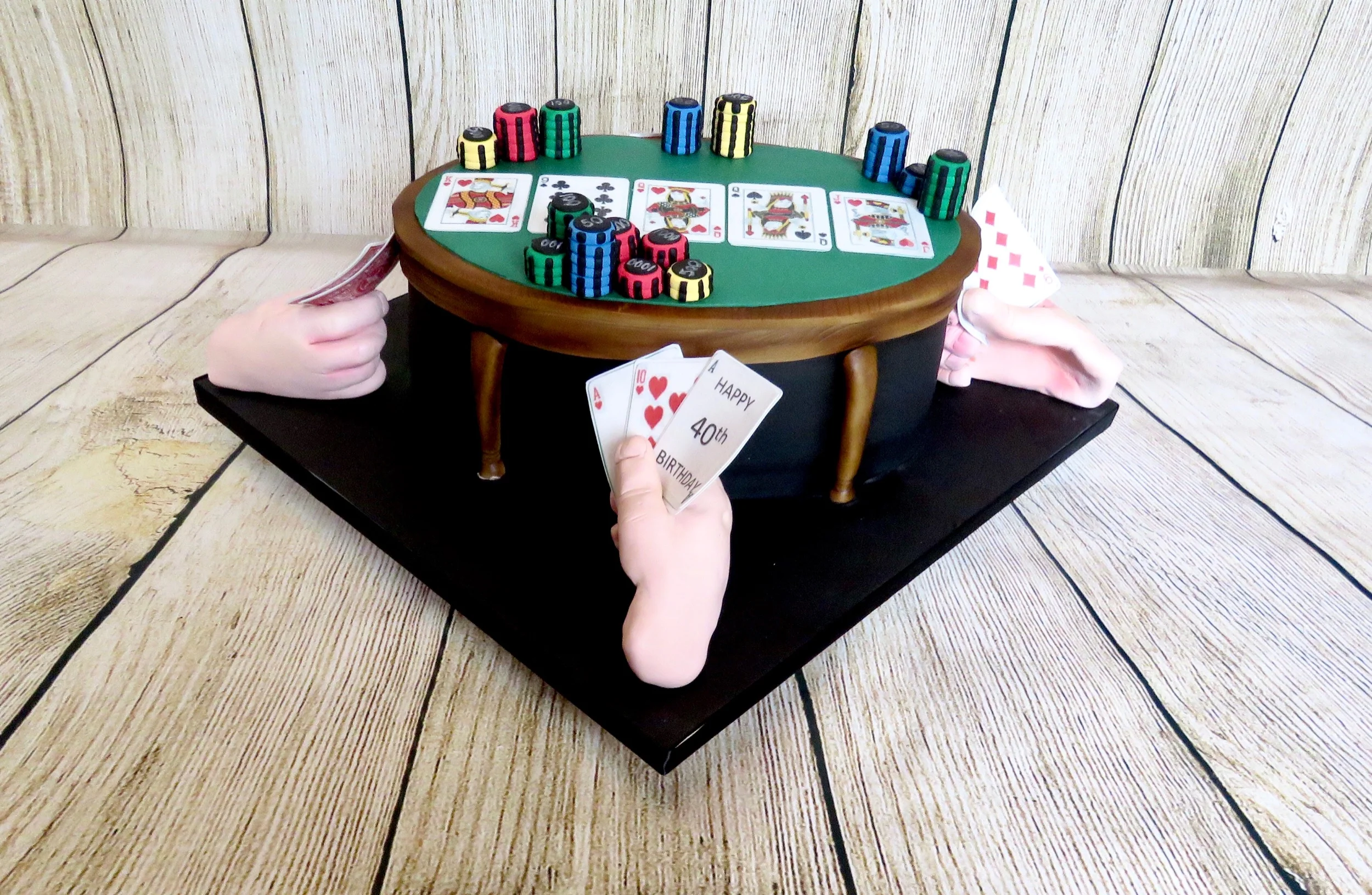 Lushlooking cakes poker table cake