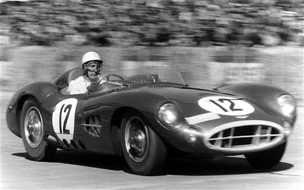 LES LESTON IN THE ASTON MARTIN DBR1 AT THE CIRCUIT DE LA SARTHE DURING THE 24 HOURS OF LEMANS