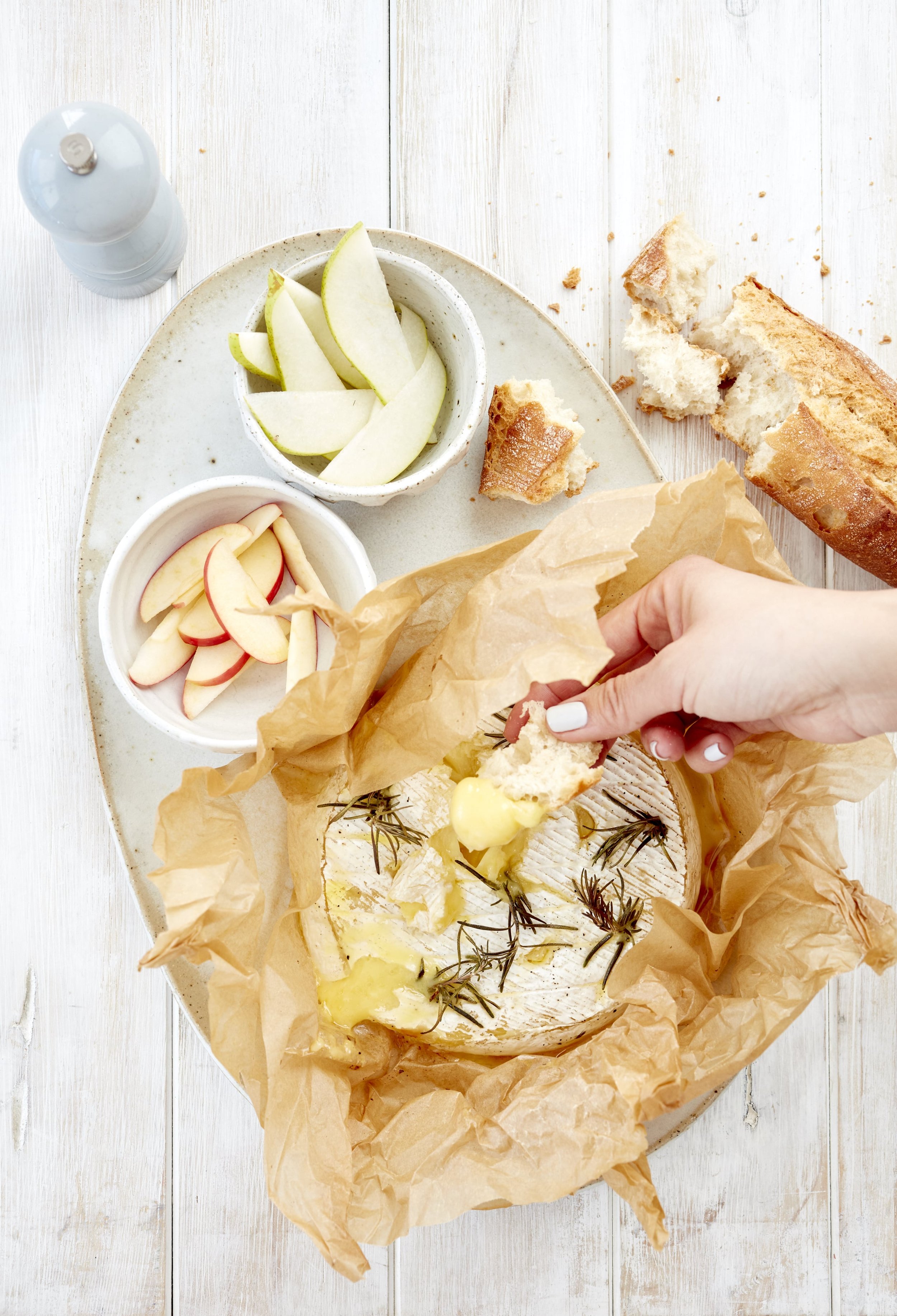 BAKED BRIE WITH ROSEMARY + WHITE WINE by LARA CARATURO credit NAT BOOG-min.jpg