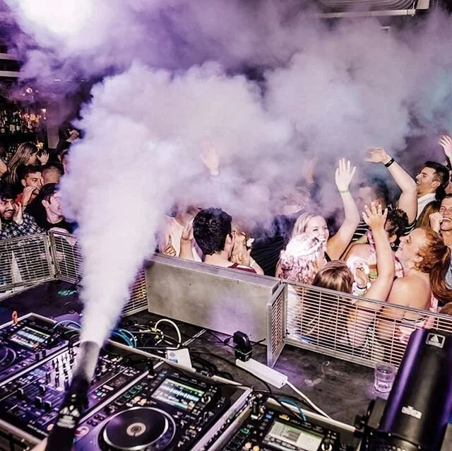 It's SHWEDNESDAY! Let's Go! @sheaf_wednesdays 🗯️ Come see @dj.brooklyn bring the heat tonight on main stage from 10:30pm for the big O-Week Party! #listenupgroup⁠
_____________________________⁠
⁠
#doublebay #party #sheaf #thesheaf #party #sydney #australia ⁠#sydneyparty #sydneynightlife #sydneydjs #midweekparty #brooklyn #australia #shwednesdays #djbrooklyn
