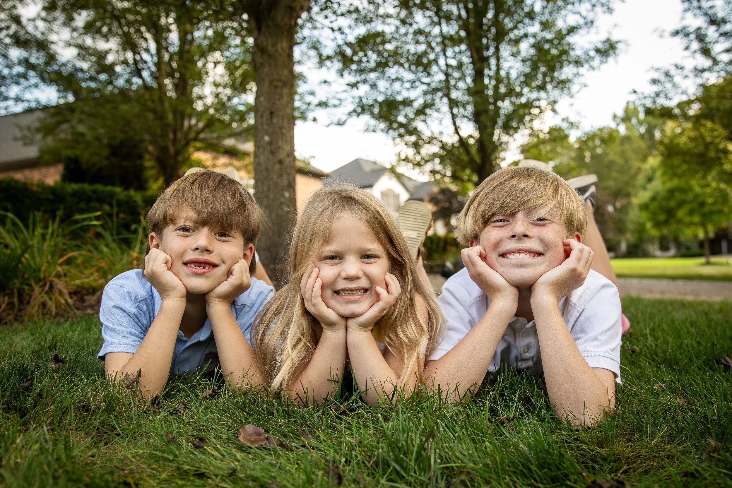 A Joyful Afternoon by the River: The Basom Family Portrait Session 