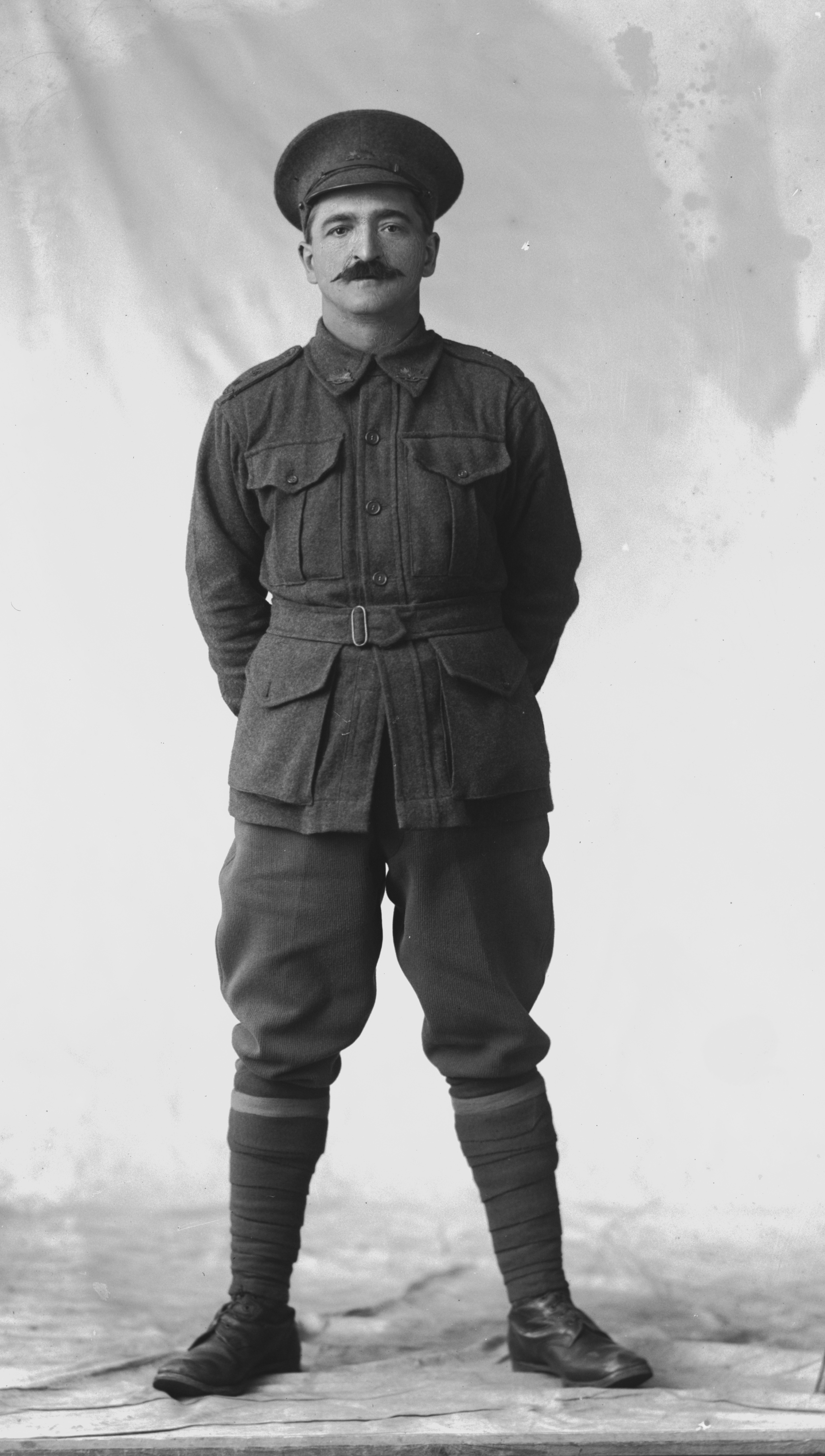 Photographed at the Dease Studio, 117 Barrack Street Perth WA Image courtesy of the State Library of Western Australia: 108650PD