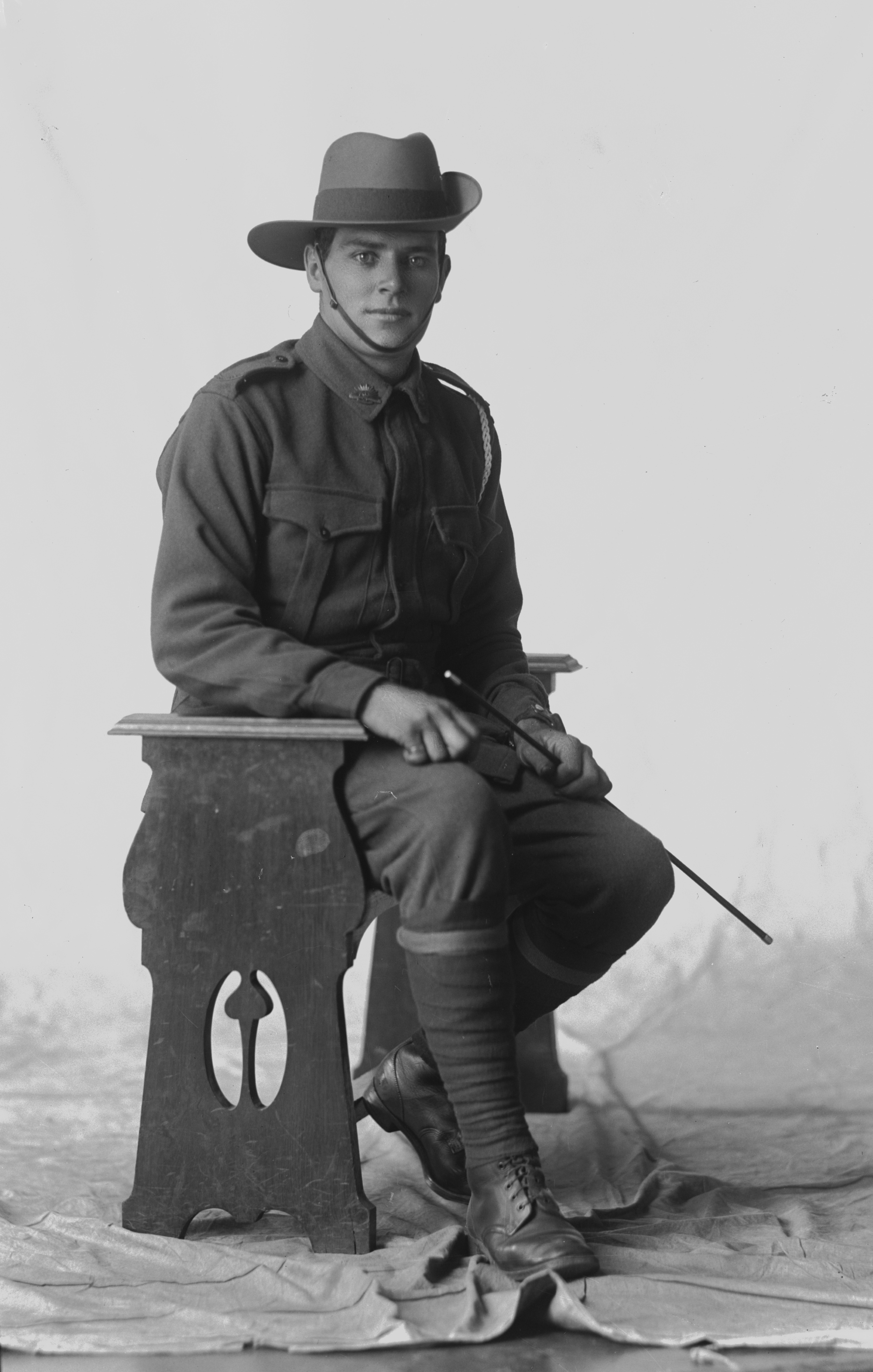 Photographed at the Dease Studio, 117 Barrack Street Perth WA Image courtesy of the State Library of Western Australia: 108289PD