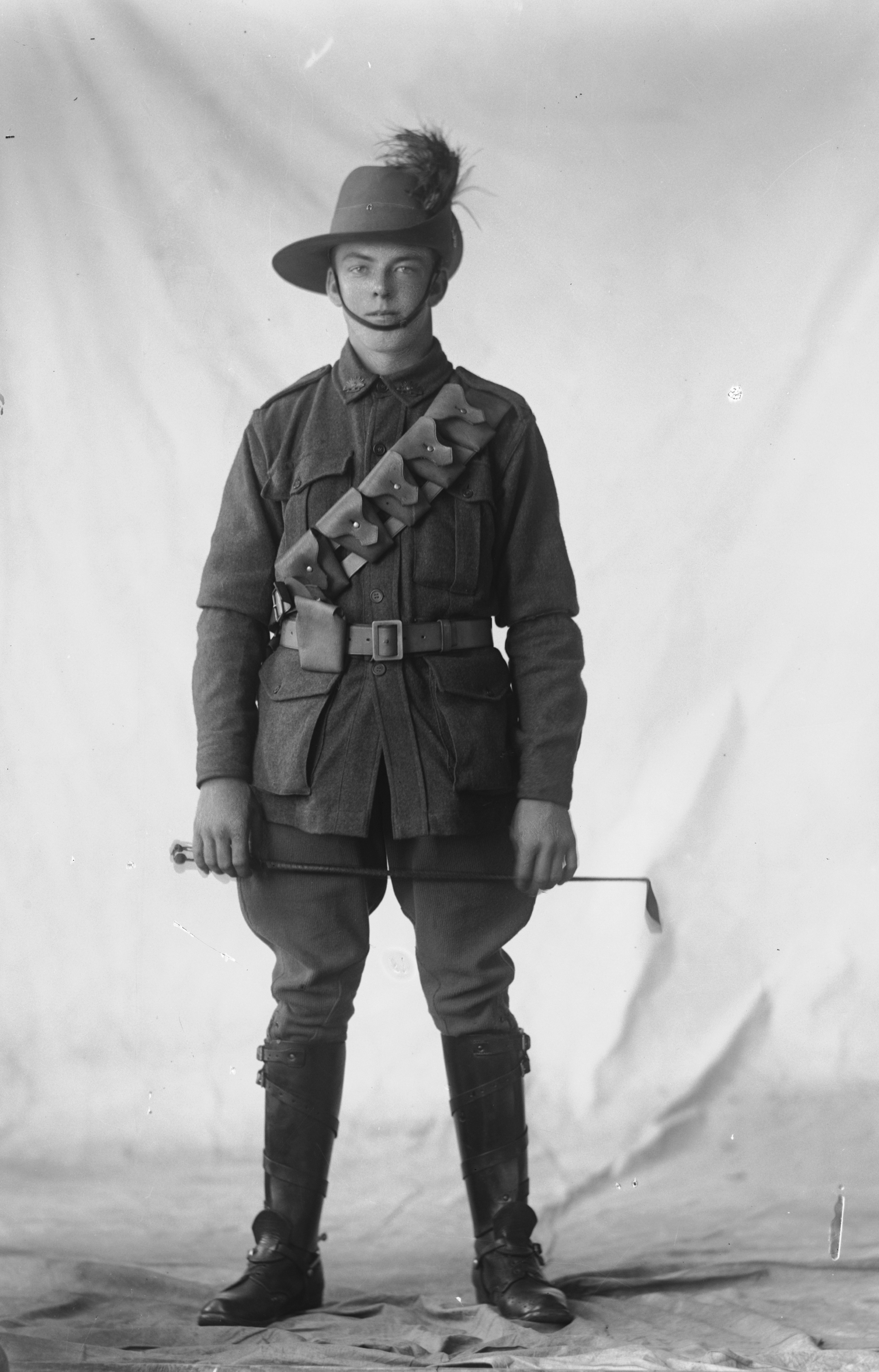 Photographed at the Dease Studio, 117 Barrack Street Perth WA Image courtesy of the State Library of Western Australia: 108022PD