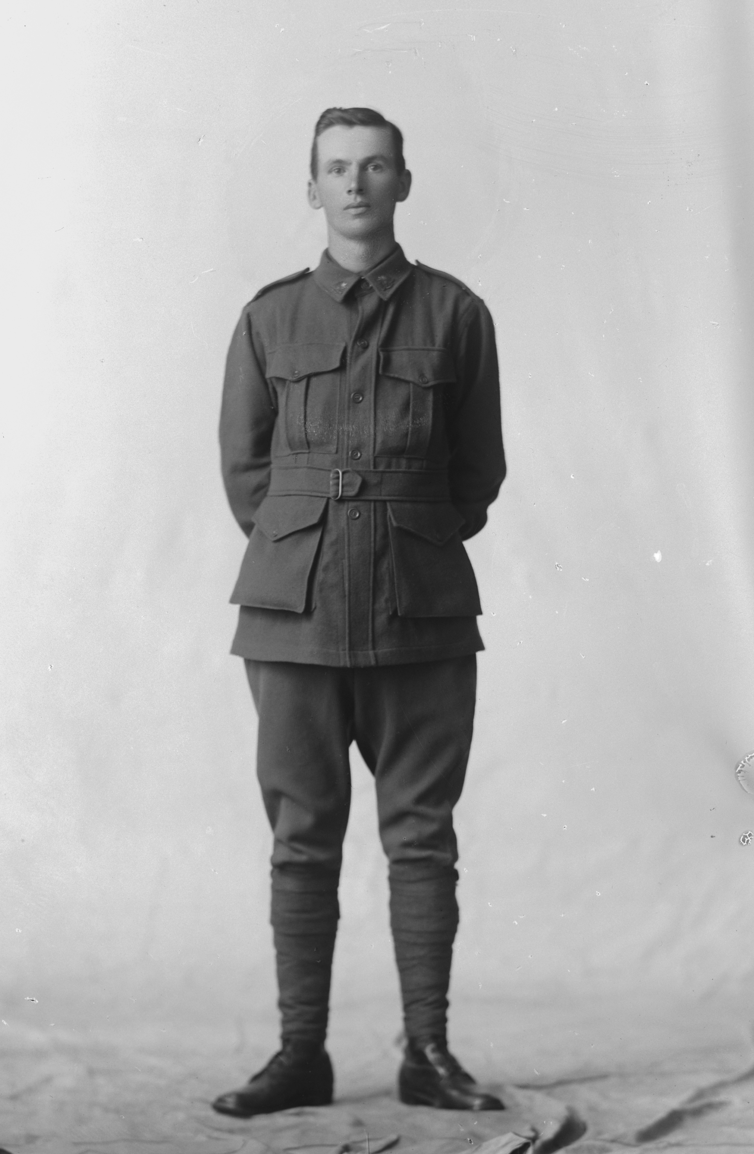 Photographed at the Dease Studio, 117 Barrack Street Perth WA Image courtesy of the State Library of Western Australia: 108101PD