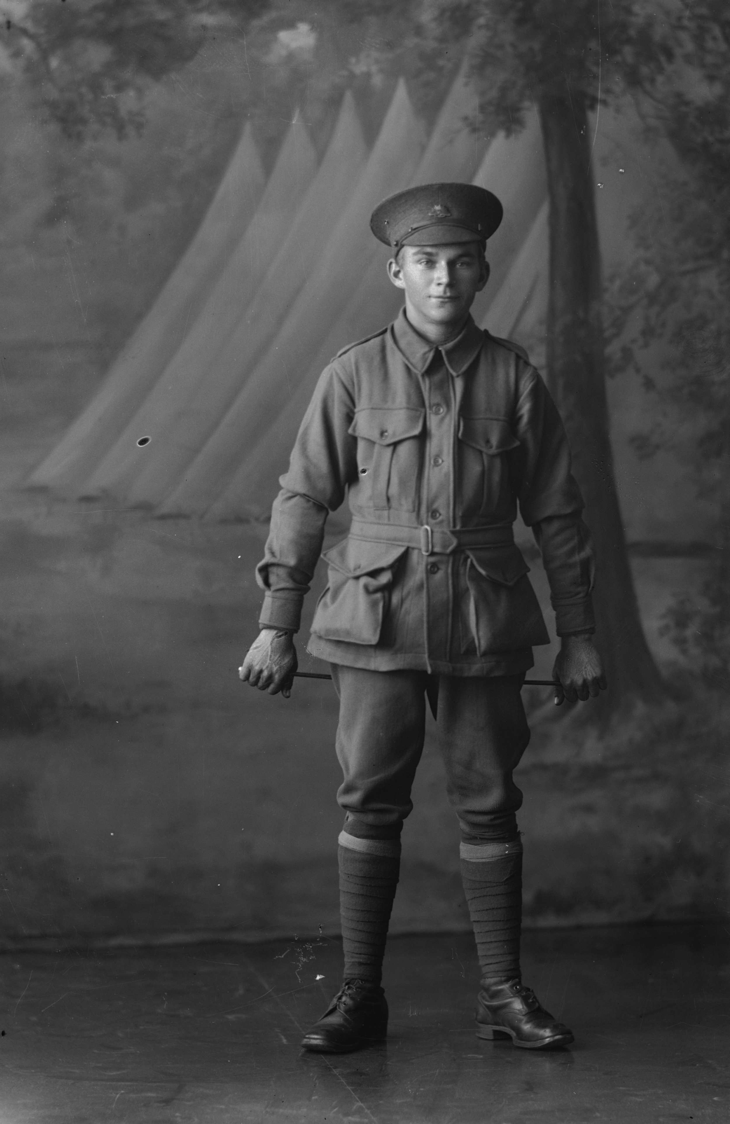 Photographed at the Dease Studio, 117 Barrack Street Perth WA Image courtesy of the State Library of Western Australia: 108403PD