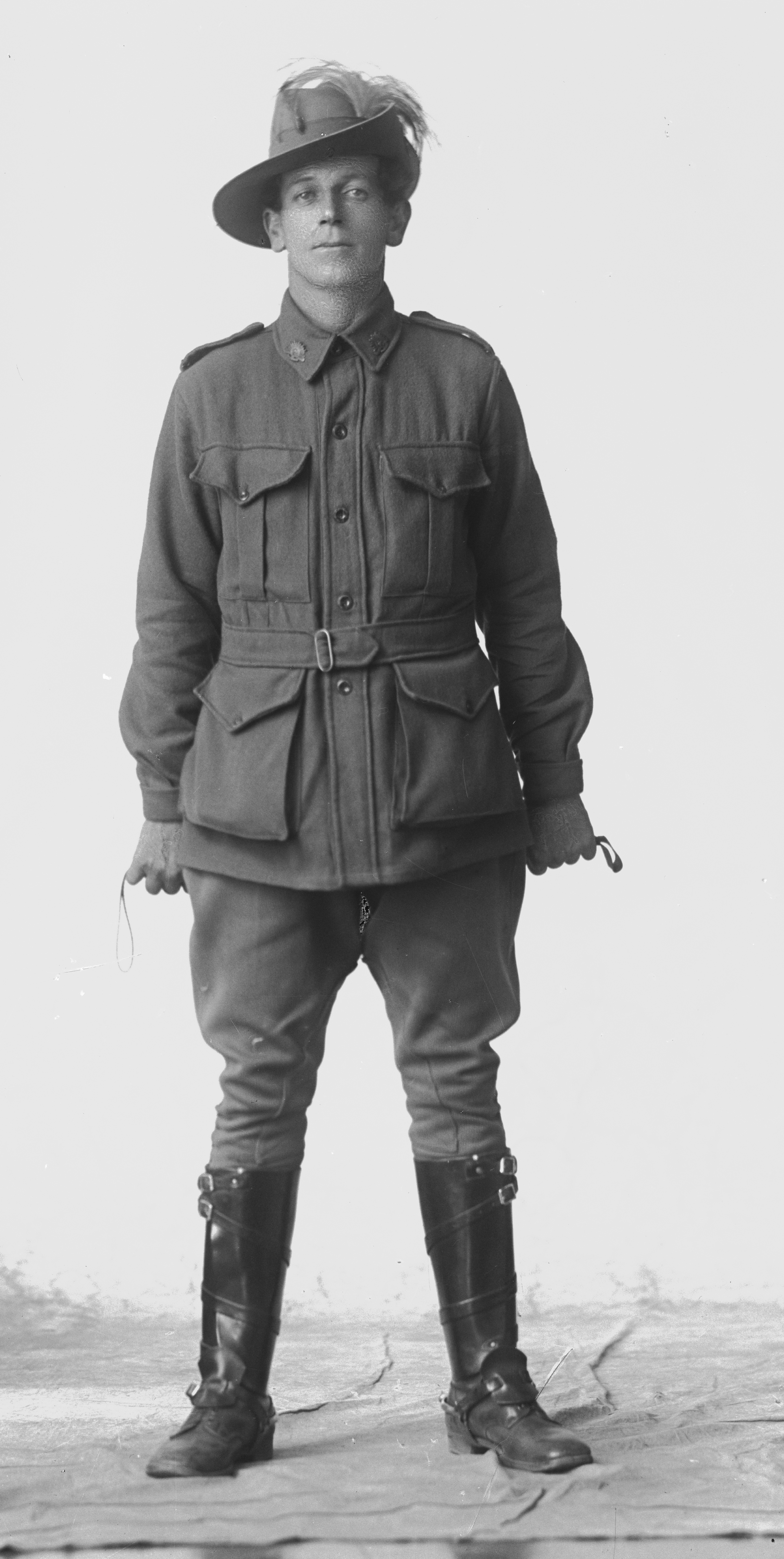 Photographed at the Dease Studio, 117 Barrack Street Perth WA Image courtesy of the State Library of Western Australia: 108580PD