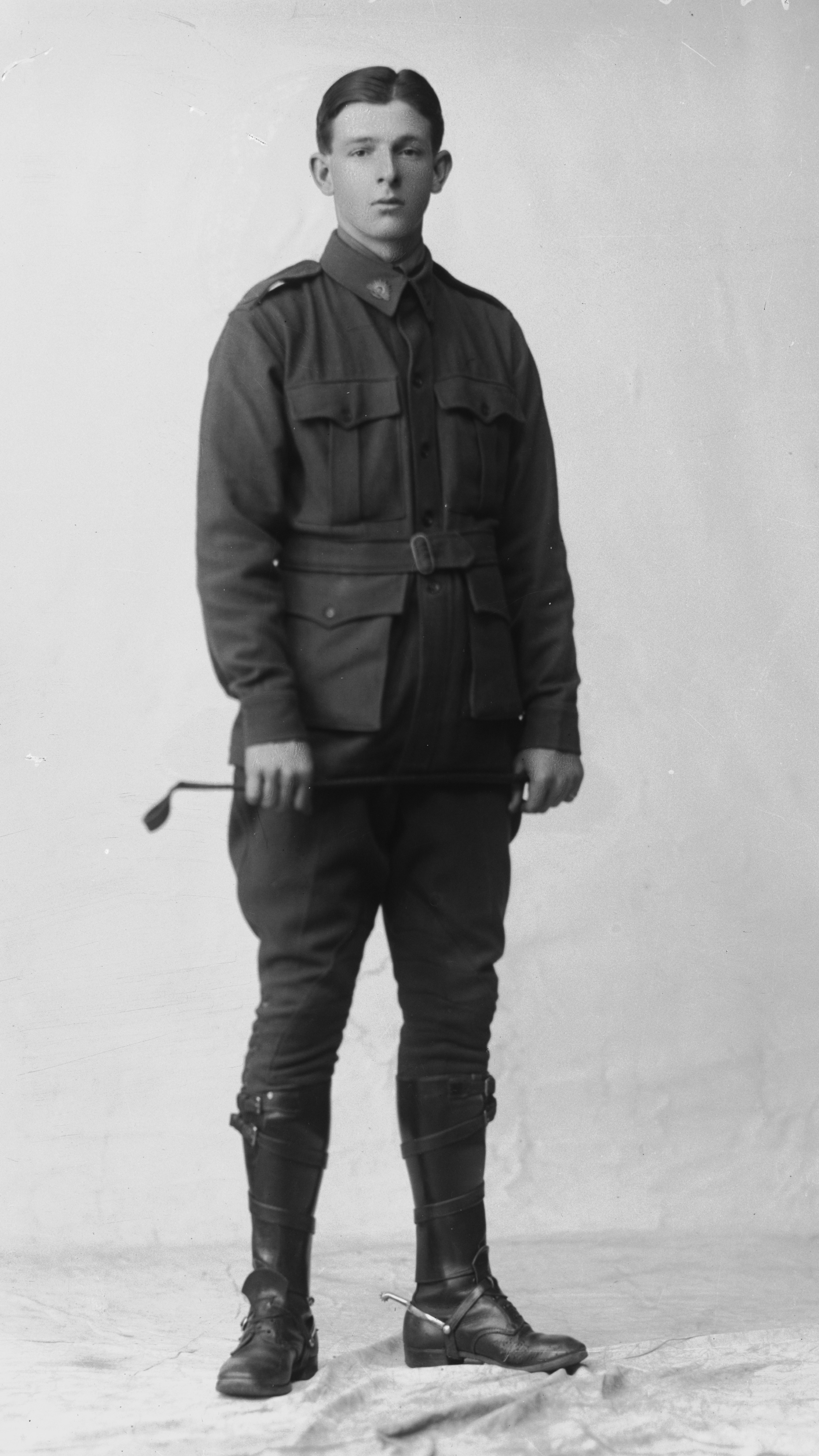 Photographed at the Dease Studio, 117 Barrack Street Perth WA Image courtesy of the State Library of Western Australia: 108369PD