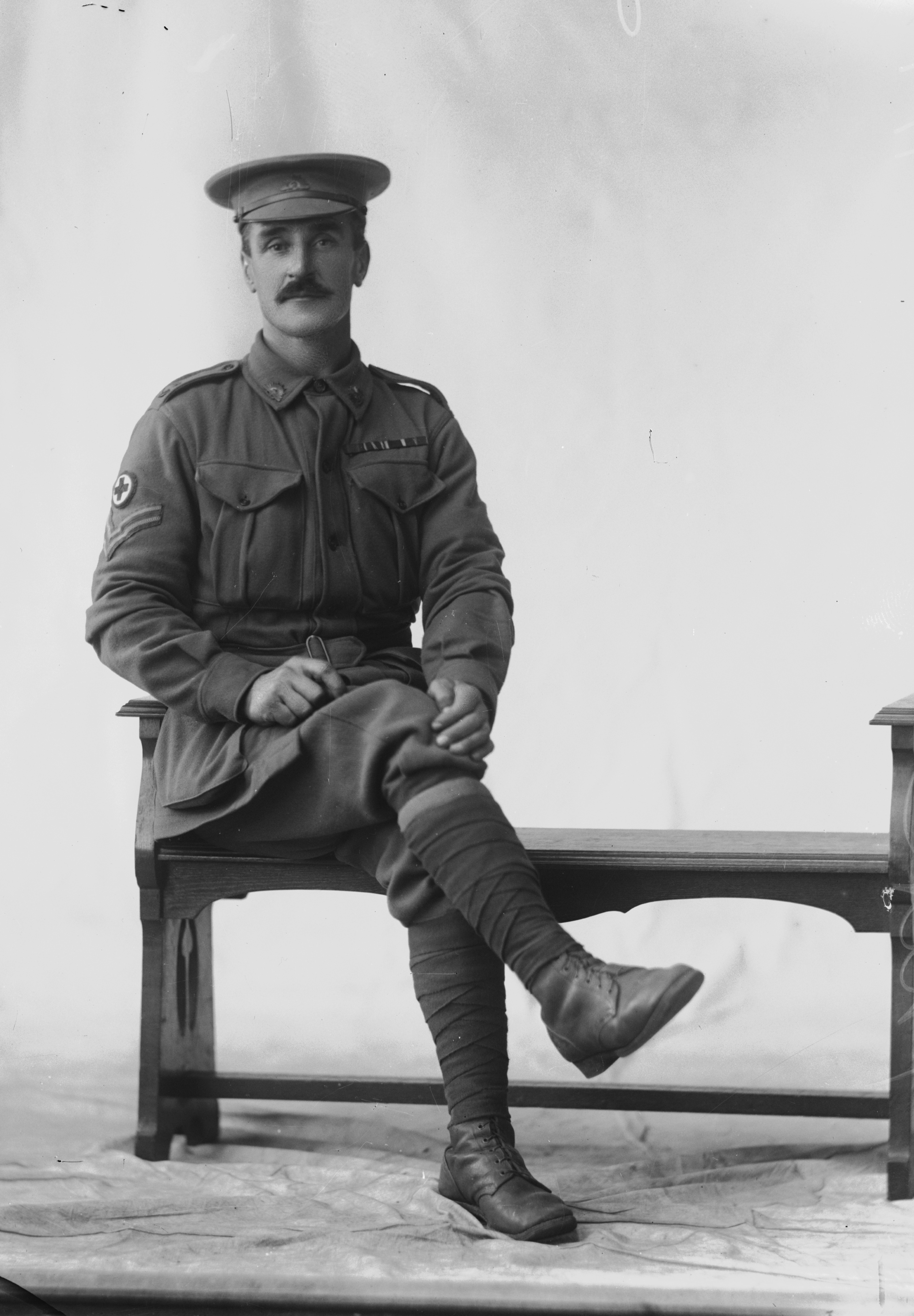 Photographed at the Dease Studio, 117 Barrack Street Perth WA Image courtesy of the State Library of Western Australia: 108303PD