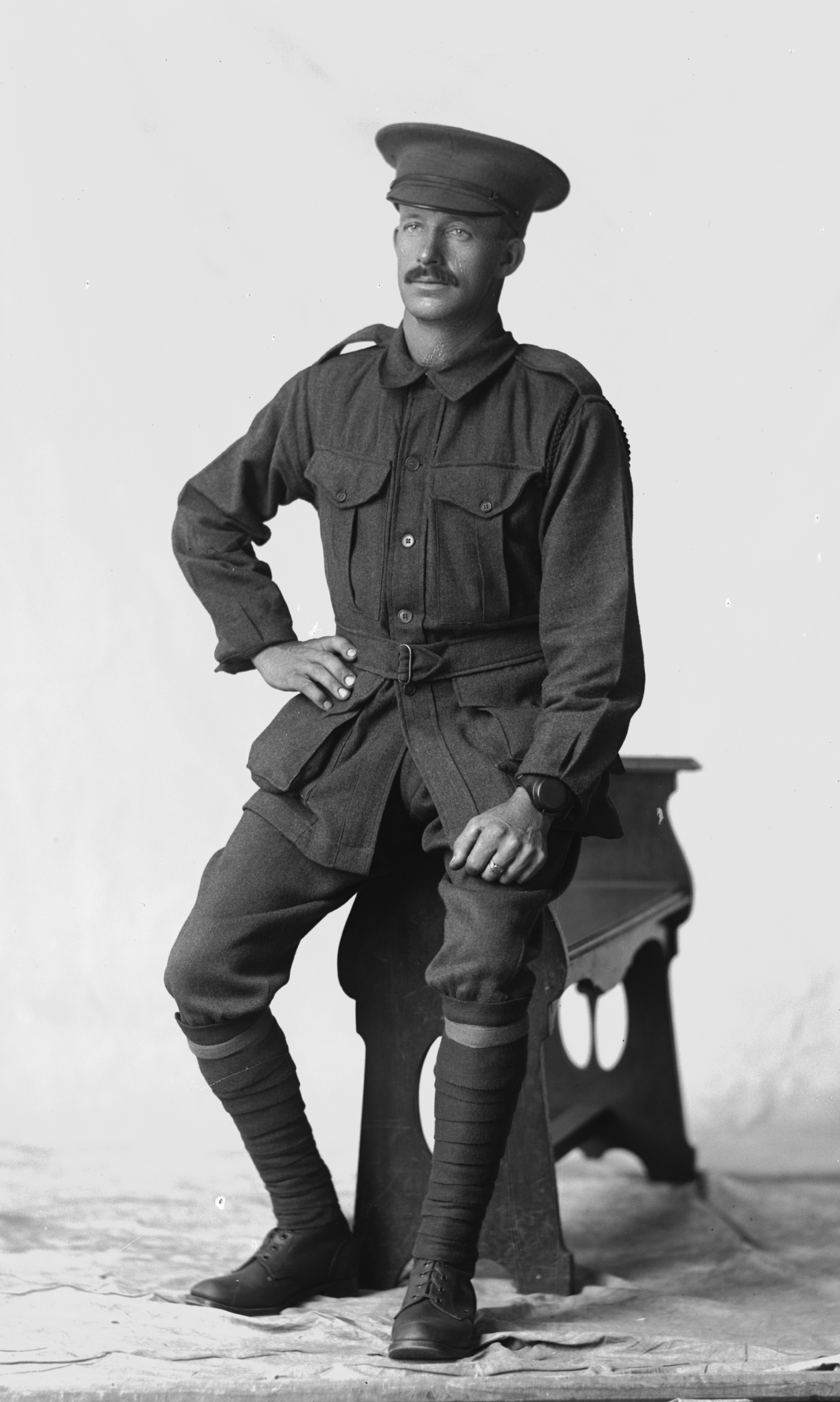 Photographed at the Dease Studio, 117 Barrack Street Perth WA Image courtesy of the State Library of Western Australia: 108084PD