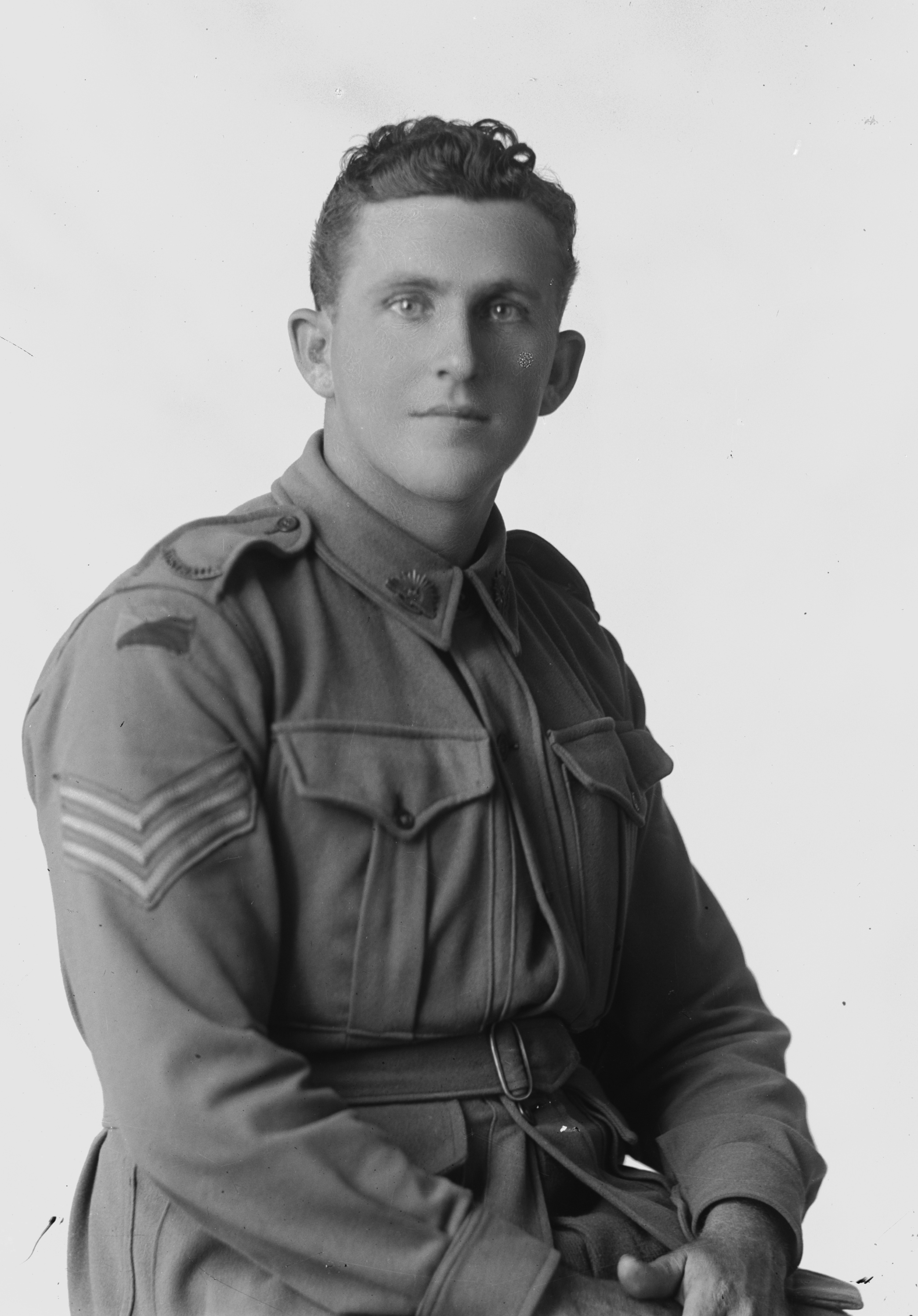 Photographed at the Dease Studio, 117 Barrack Street Perth WA Image courtesy of the State Library of Western Australia: 108521PD