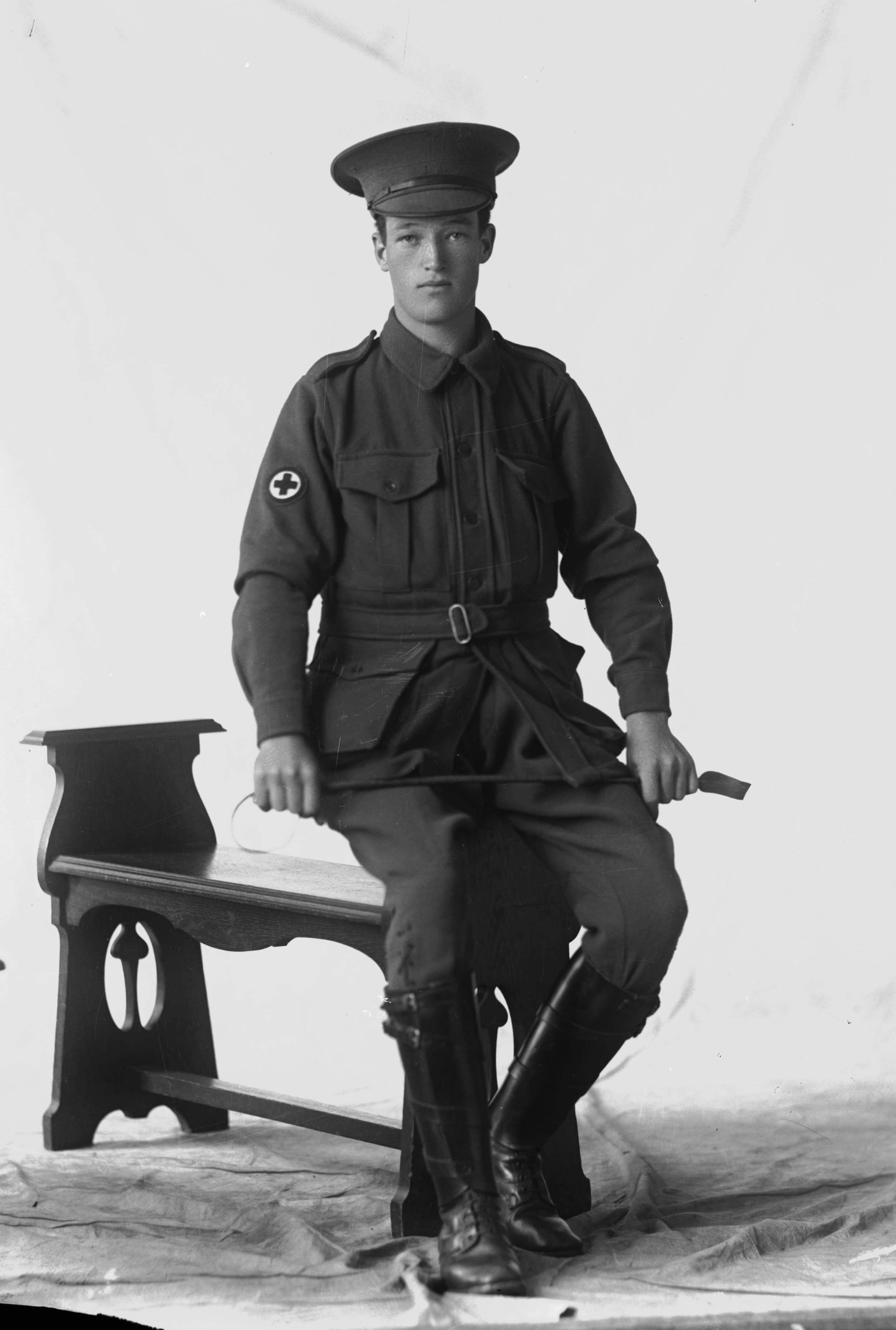 Photographed at the Dease Studio, 117 Barrack Street Perth WA Image courtesy of the State Library of Western Australia: 108456PD
