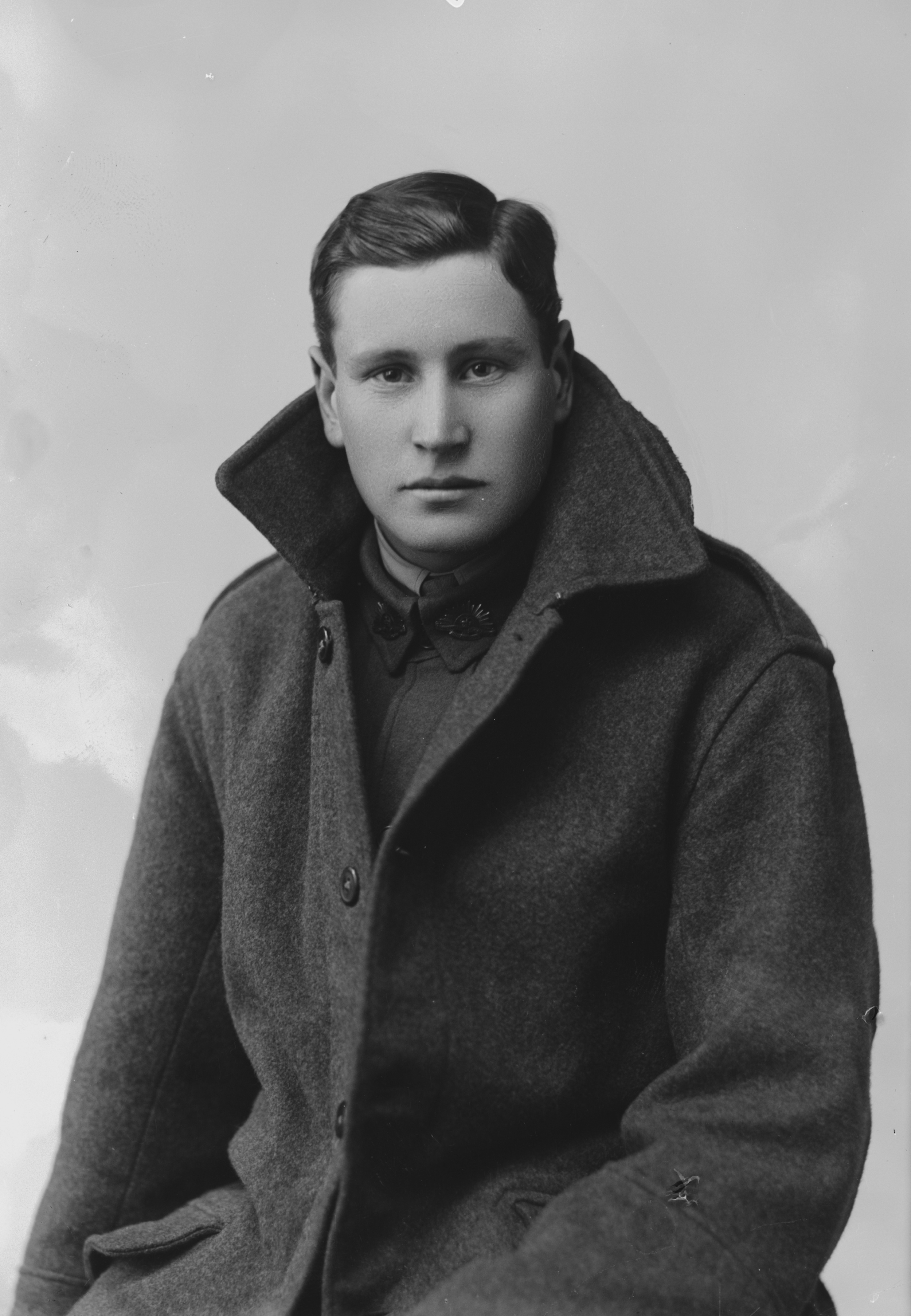 Photographed at the Dease Studio, 117 Barrack Street Perth WA Image courtesy of the State Library of Western Australia: 108183PD