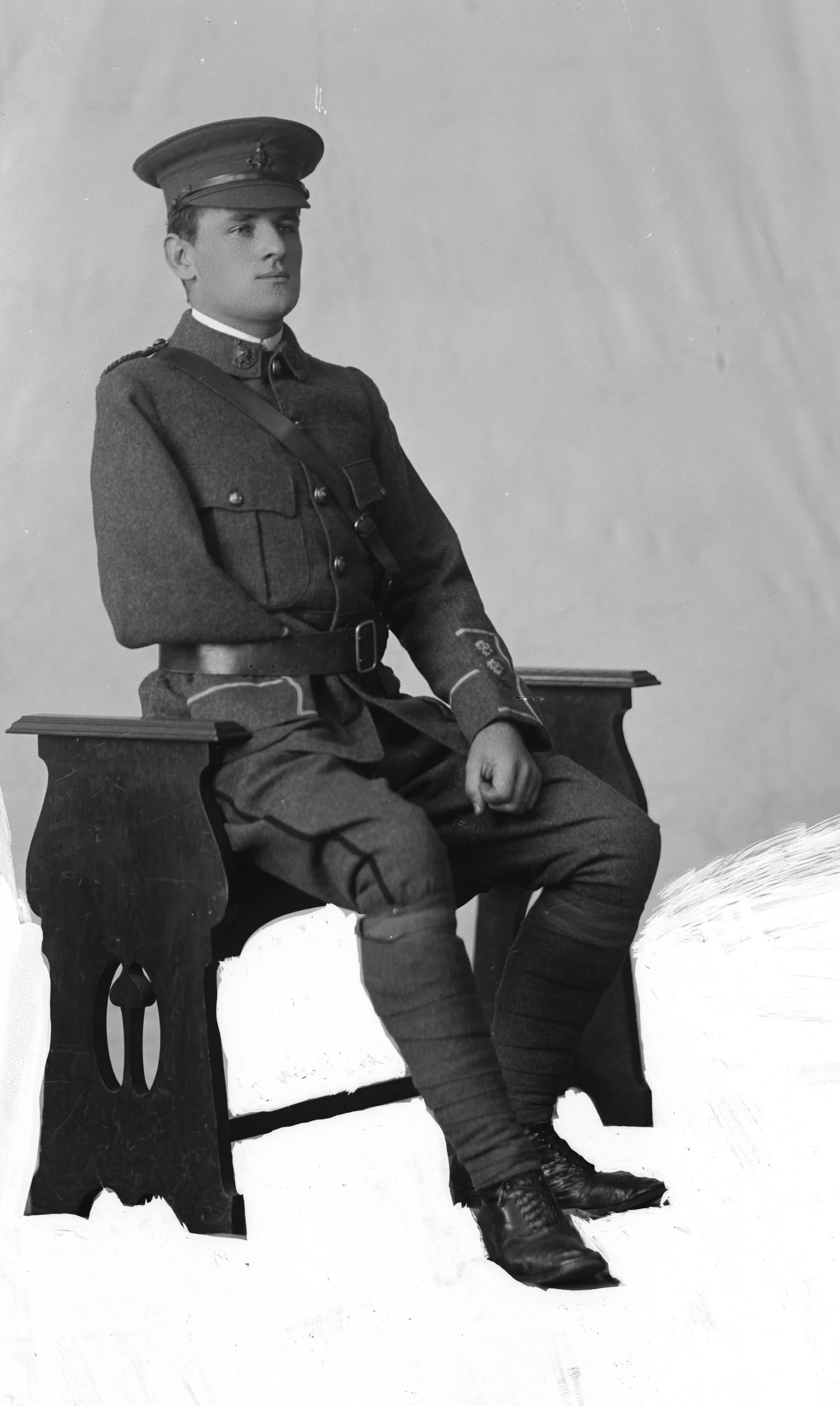 Photographed at the Dease Studio, 117 Barrack Street Perth WA Image courtesy of the State Library of Western Australia: 108004PD