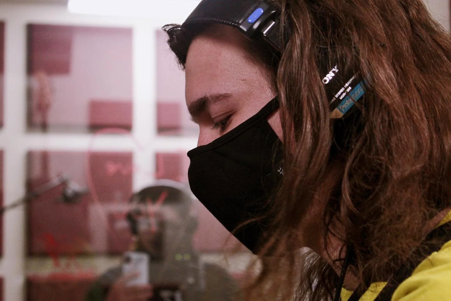 “Waiting” recording session #nomucrew in the #recordingstudio at #collegeduringcovid 📷 @isaiah_villar