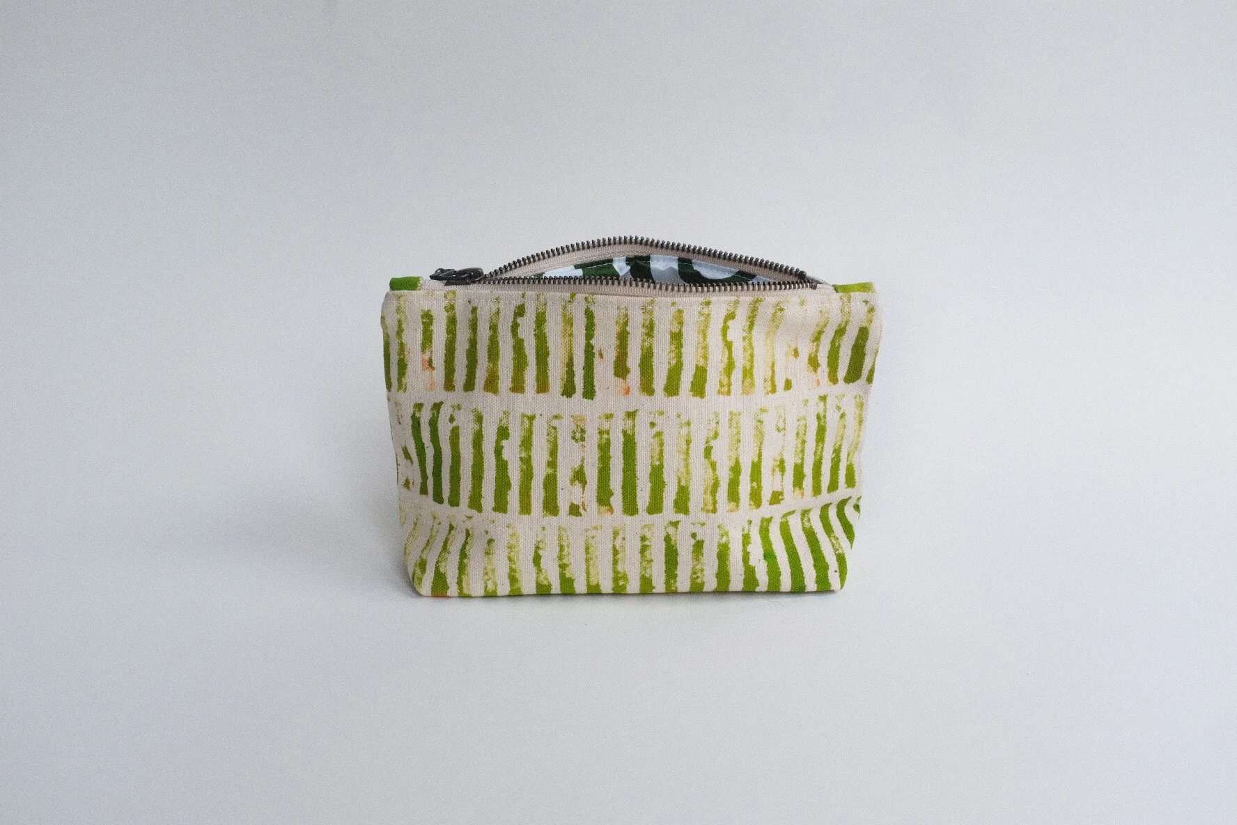 009graphic stripe back.JPG