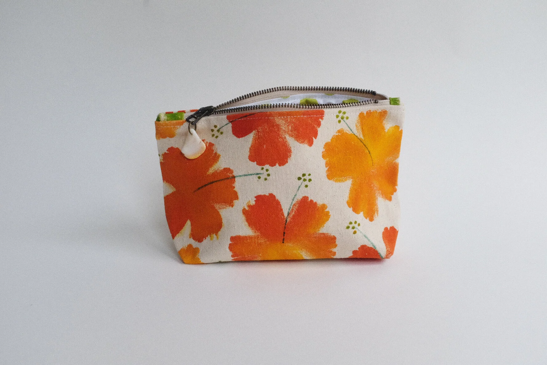 #021 hibiscus/ graphic stripe pouch