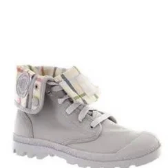 In love with Palladium boots