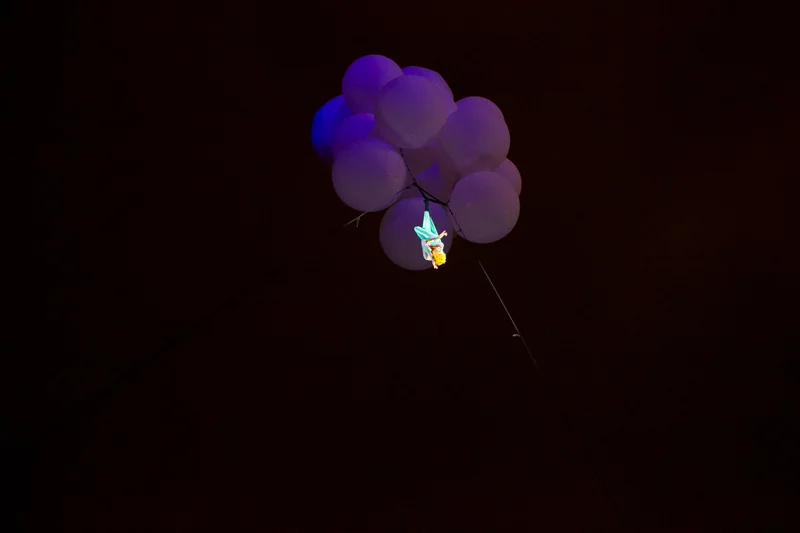 Aerial-Balloon-Up-in-the-air-131.jpg