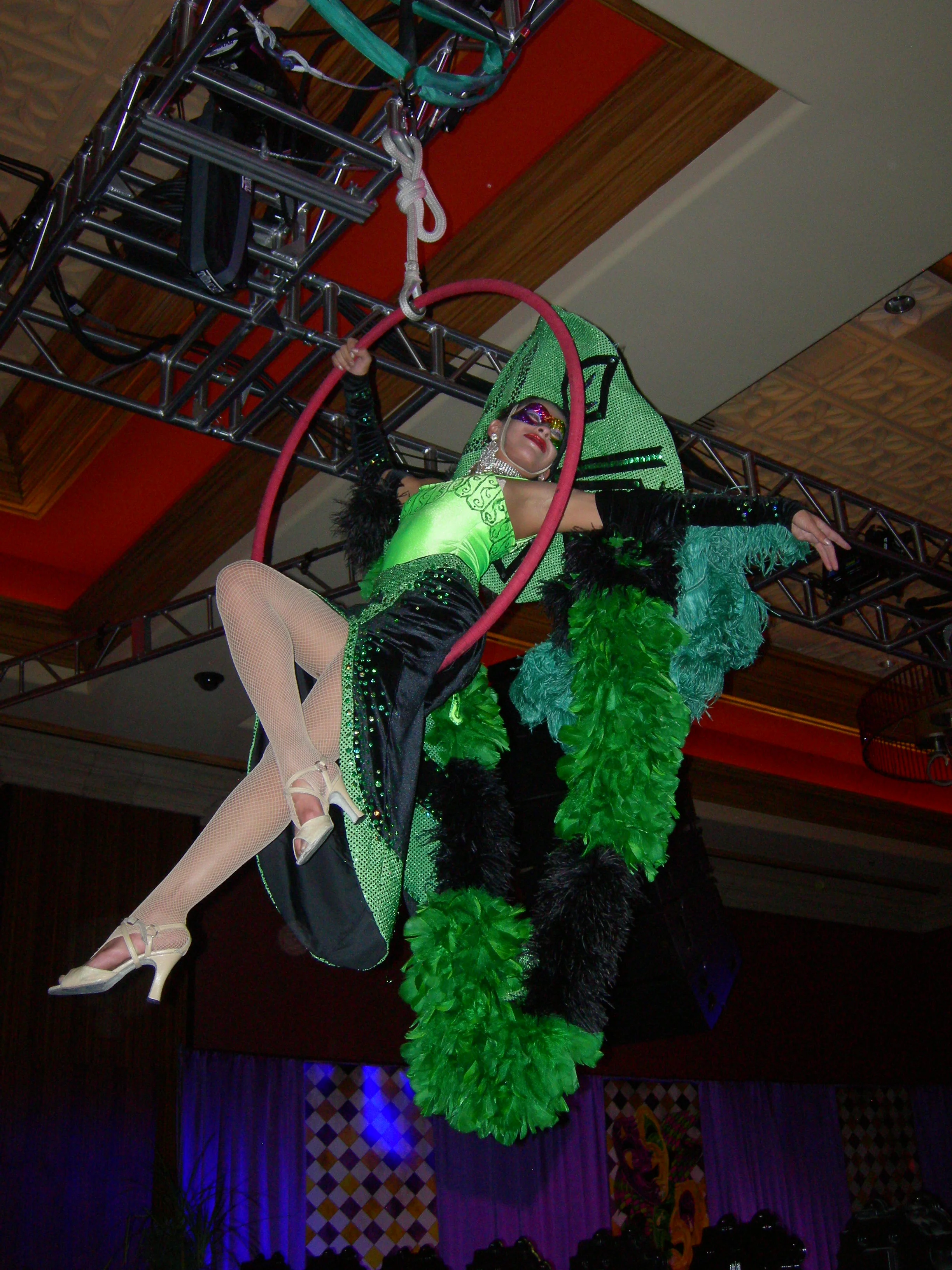 Aerial-showgirls-008.jpg