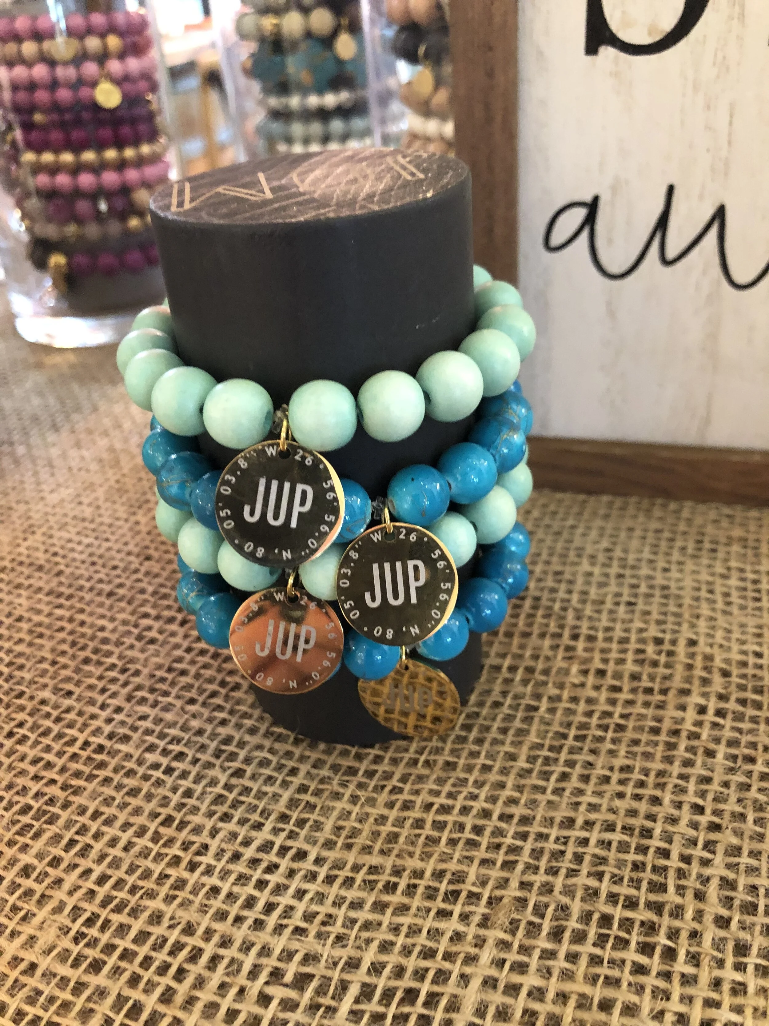 89E6E5A4-C294-4CBF-879C-DDF96E81B6AE