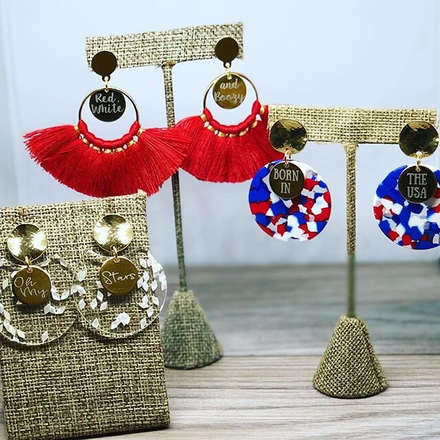 These cuties pair perfectly with fireworks! 🧨💙🇺🇸 #brucespringsteenapproves #redwhiteandboujee #JOMstatement