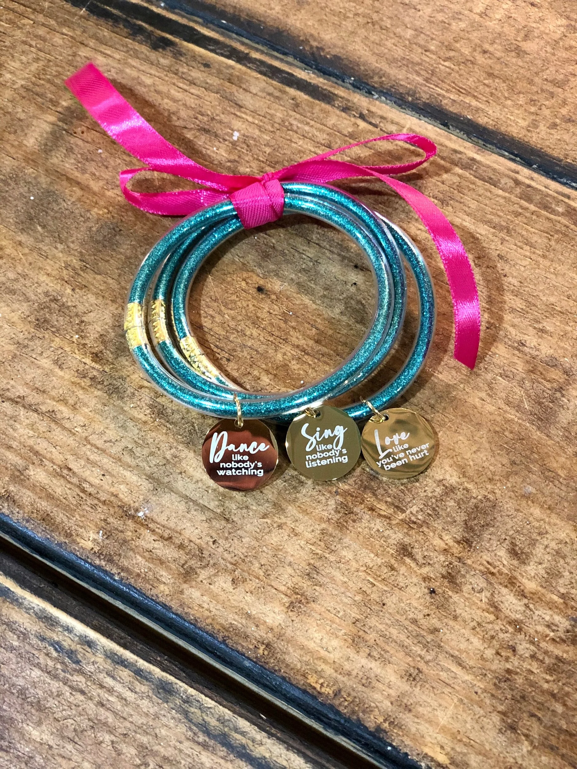 032EB605-FAF0-409D-8693-6E1FC6FE76D4