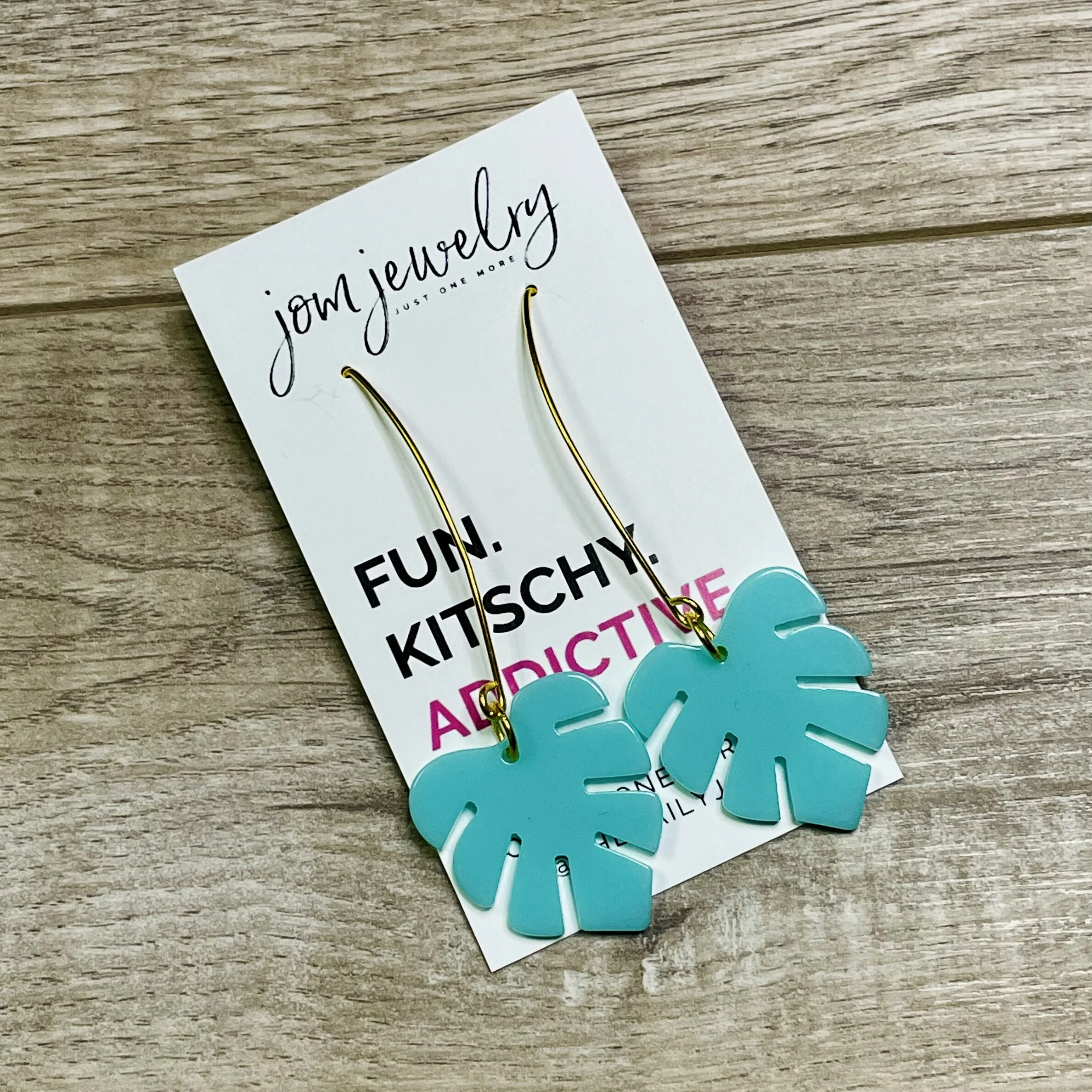 B2CB7AE5-93B0-4224-A2DF-B00A51AC03A8