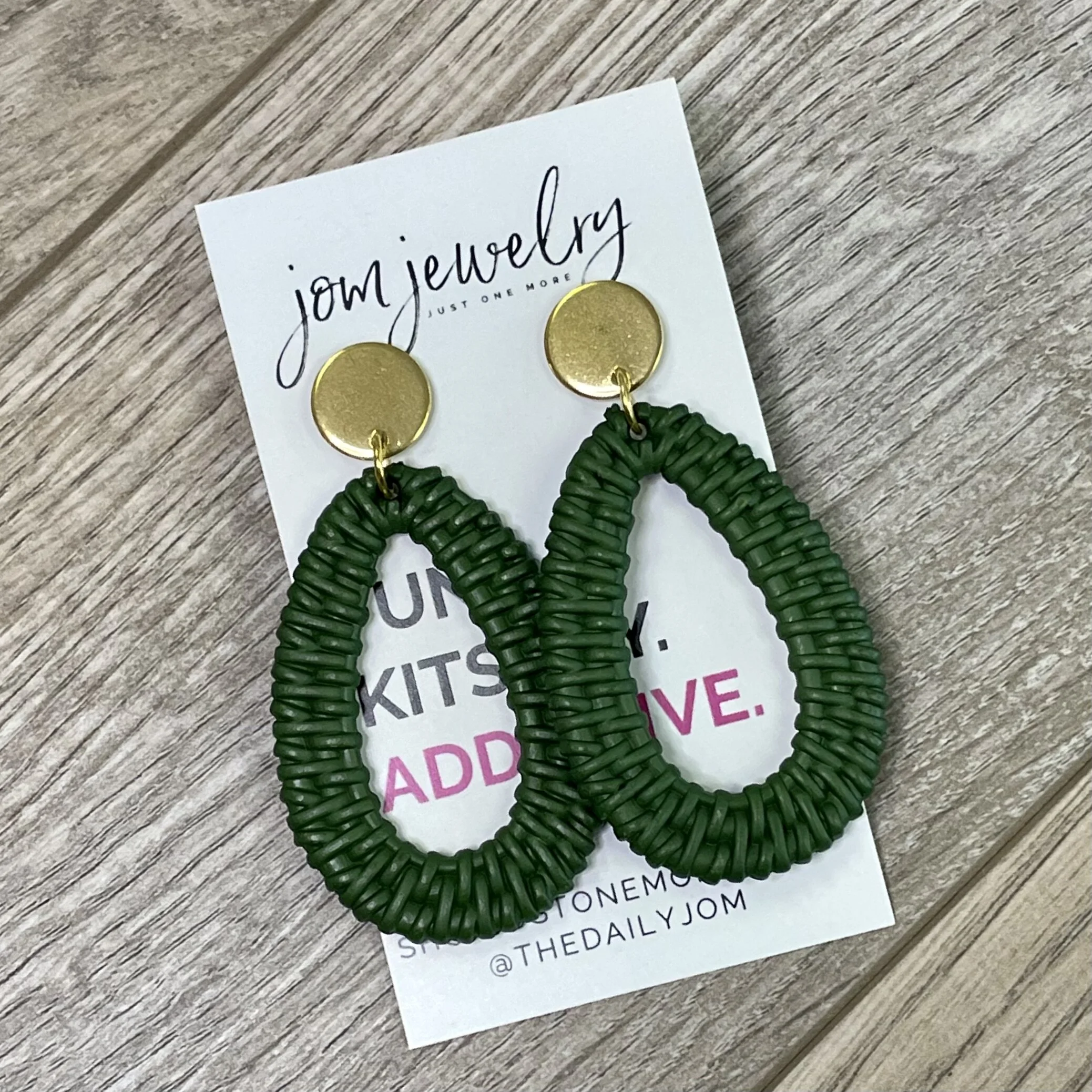 8A210E1E-A5A2-4A68-9585-D8068E905FE4