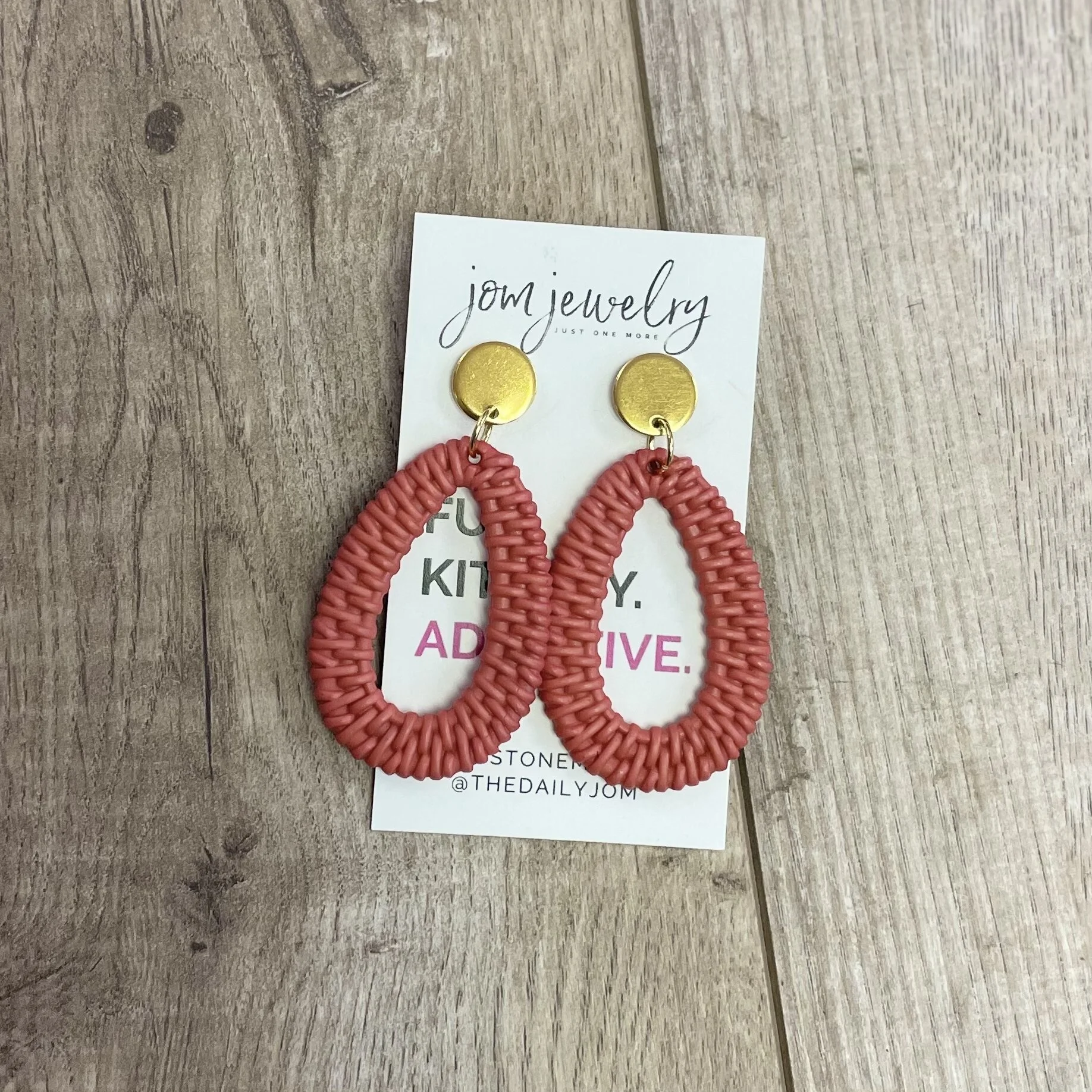 5C5C3754-0860-49C2-B4F4-E16DFCD58CA6