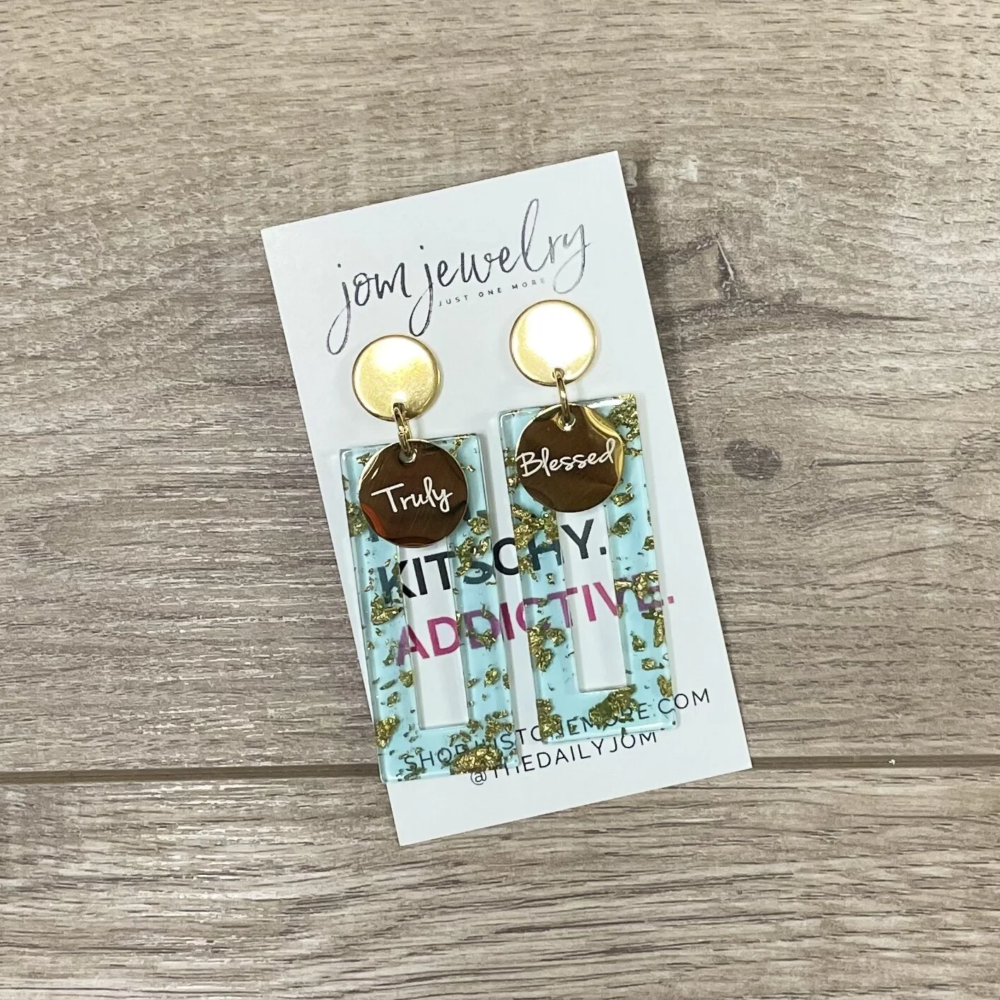 C0AA42A1-CC65-4F14-BEDB-59F6EE09C518